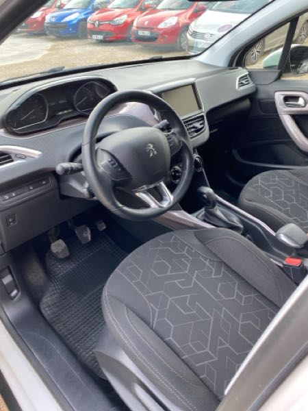 Peugeot 2008 (2) 1.2 PURETECH 82 ACTIVE