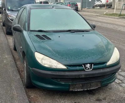 Peugeot 206 (2) 1.1 POP ART 5P