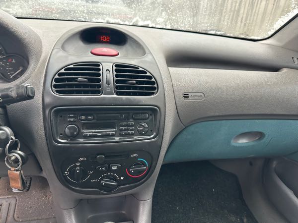 Peugeot 206 (2) 1.1 POP ART 5P