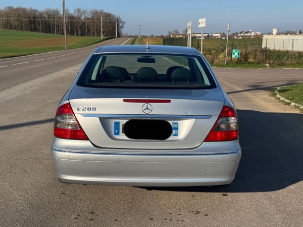 Mercedes-Benz Classe E III (2) 280 ELEGANCE EDITION + BA7 7G-TRONIC