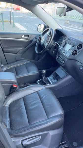Volkswagen Tiguan (2) 2.0 TDI 140 BLUEMOTION TECHNOLOGY CARAT 4MOTION