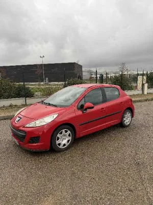 Peugeot 207 1.4 HDI 70 EXECUTIVE 5P