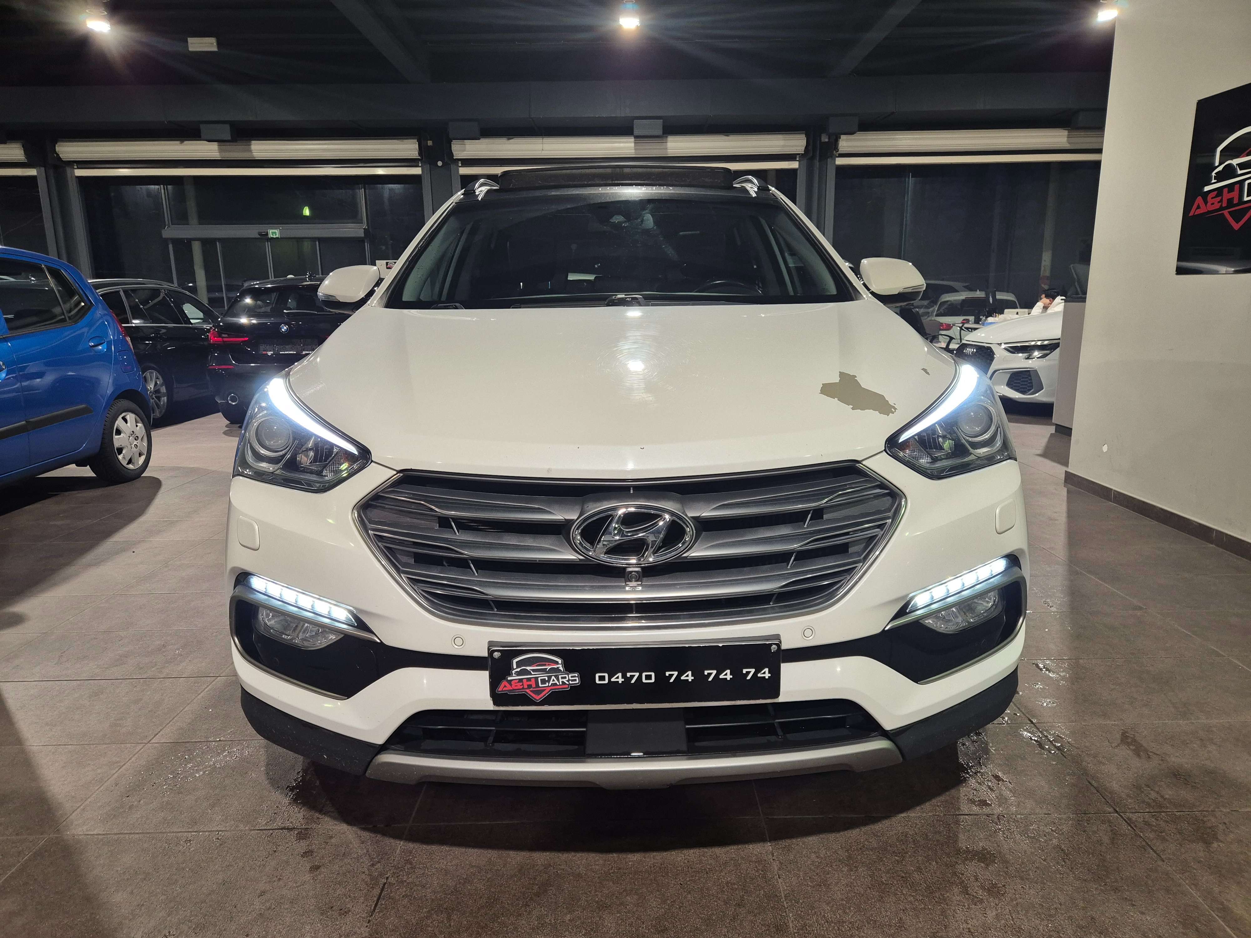 Hyundai SANTA FE Santa Fe blue 2.2 CRDI 2WD Automatik Family+