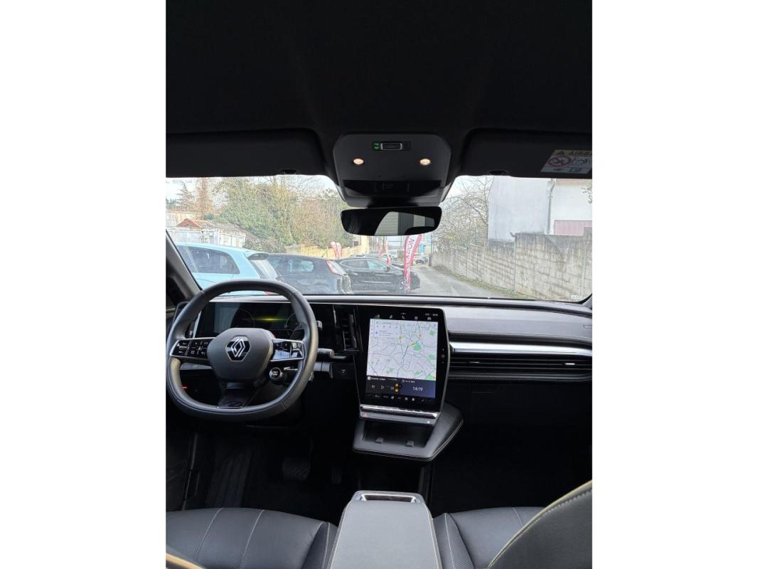 Renault Megane E-Tech Autonomie Confort - 220 AC22 V Techno
