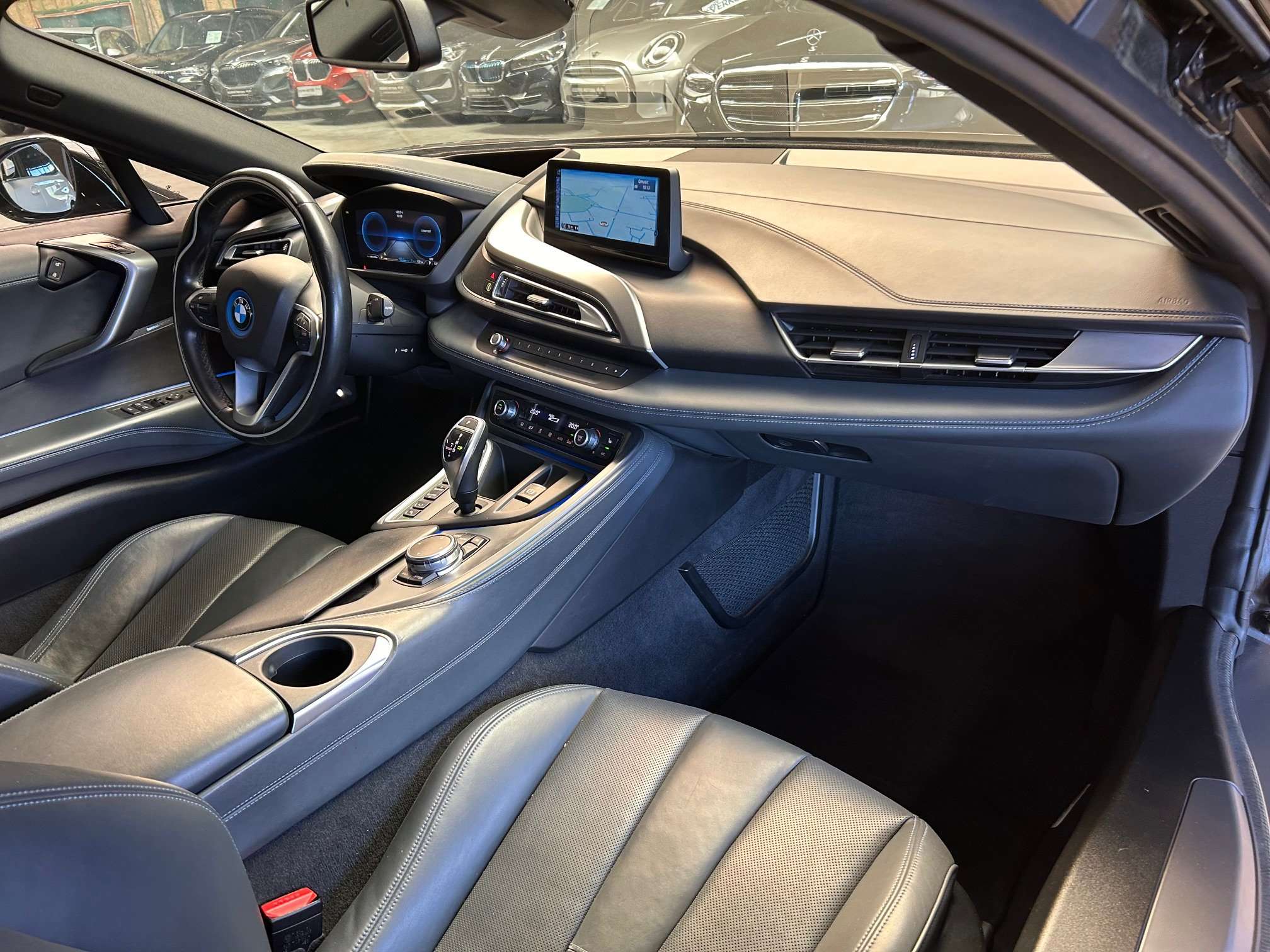 BMW i8 Coupé Alu20"/Hud/Leder/Cam360/Led *1j garantie*