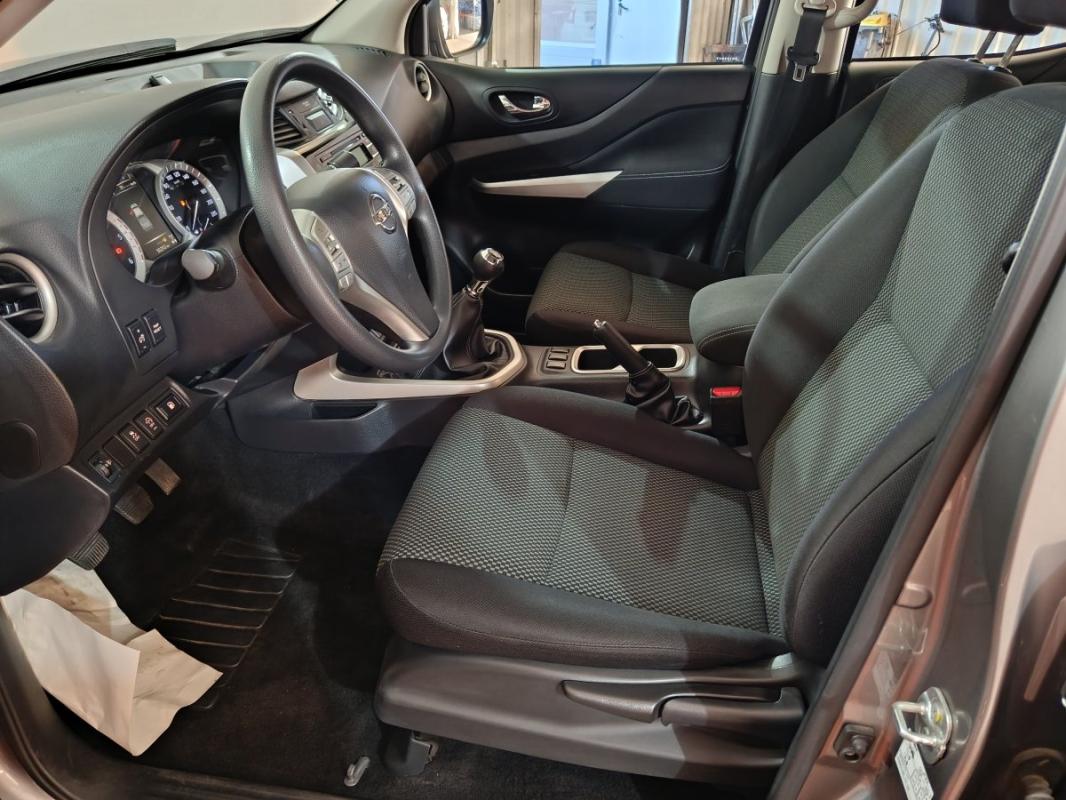 Nissan Navara IV Double-Cab 2.3 dCi 190 ACENTA