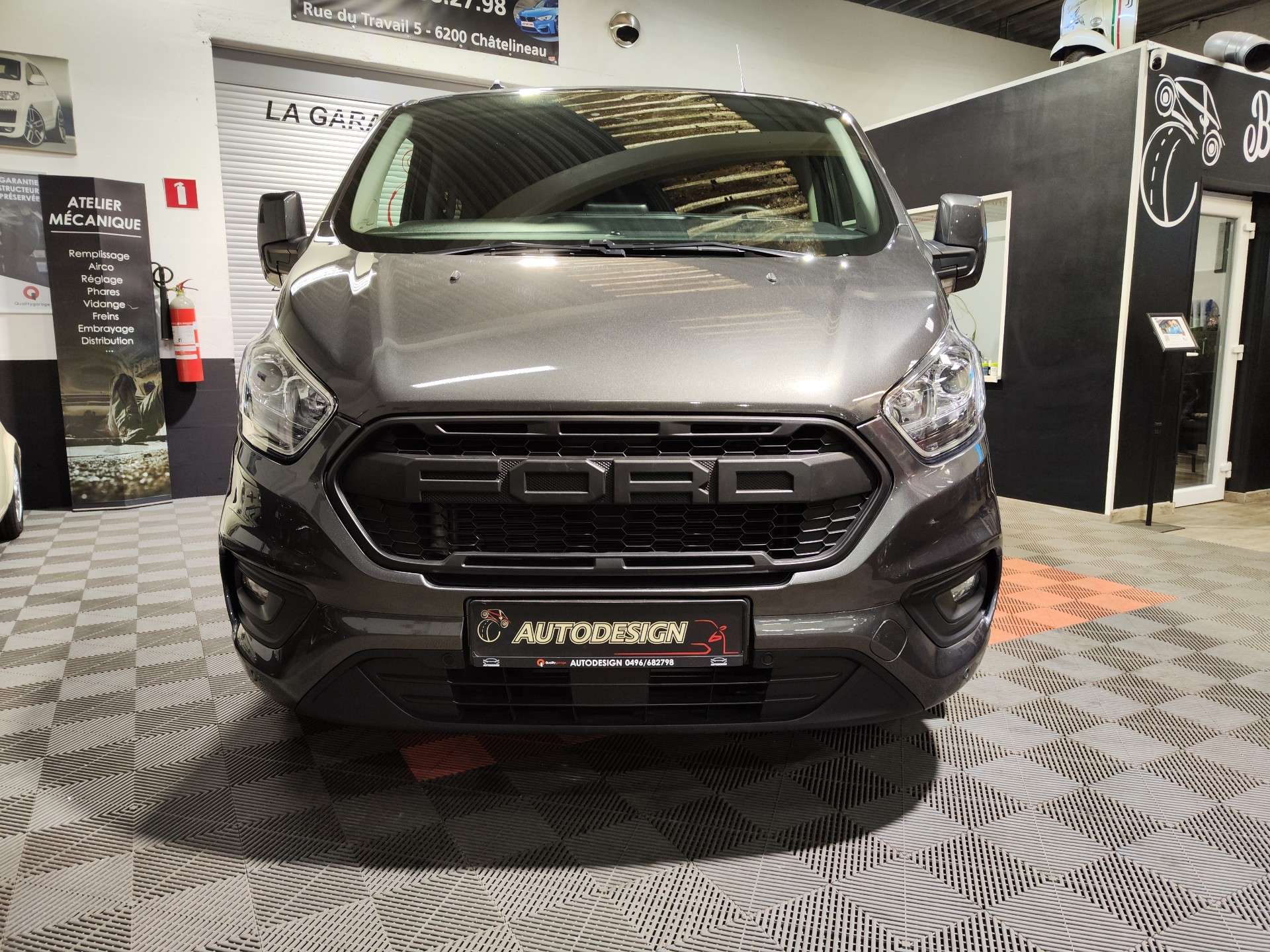 Ford Transit Custom 2.0 TDCi L1H1/ Limited / 5 places / Automatique
