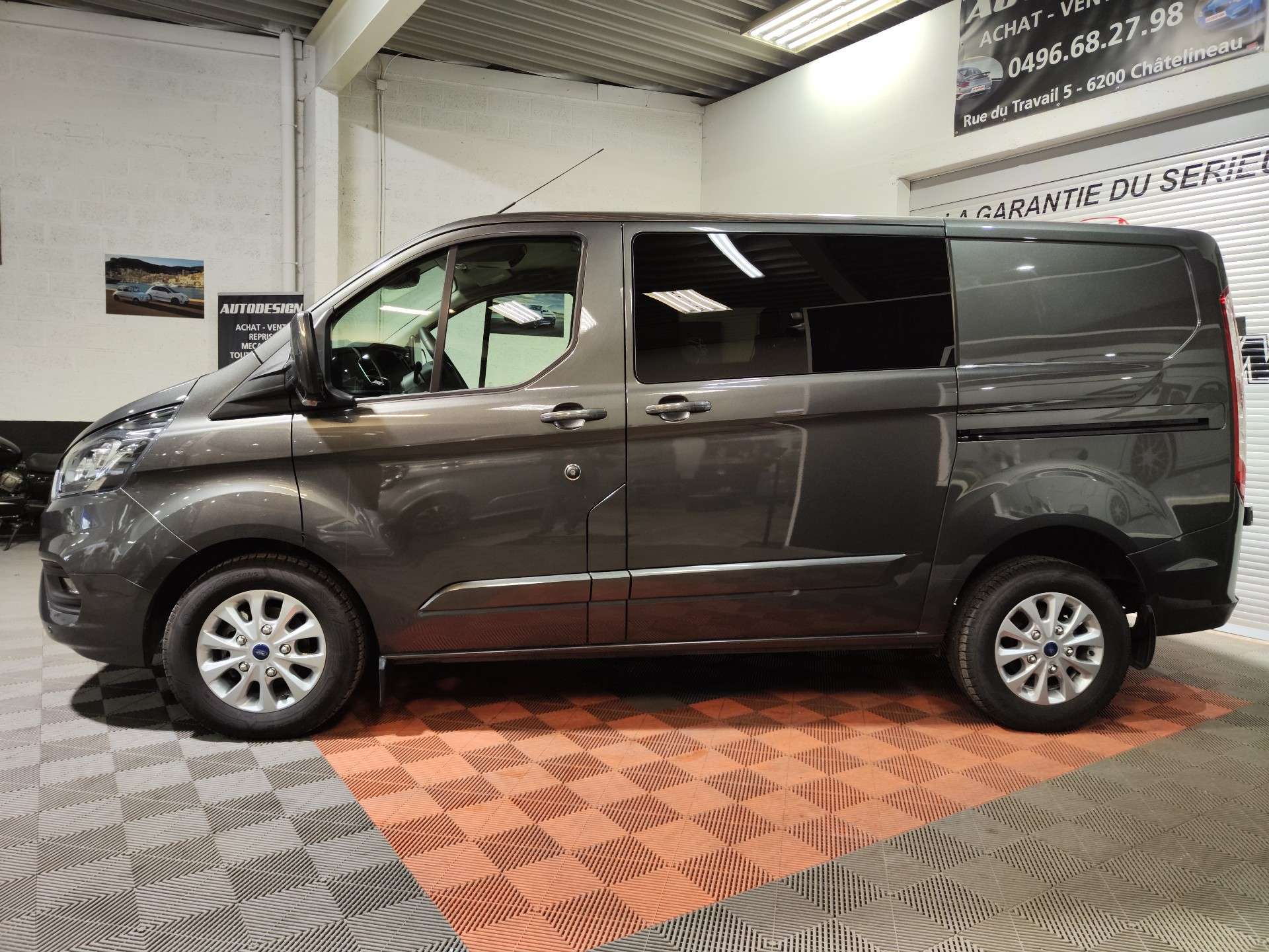 Ford Transit Custom 2.0 TDCi L1H1/ Limited / 5 places / Automatique
