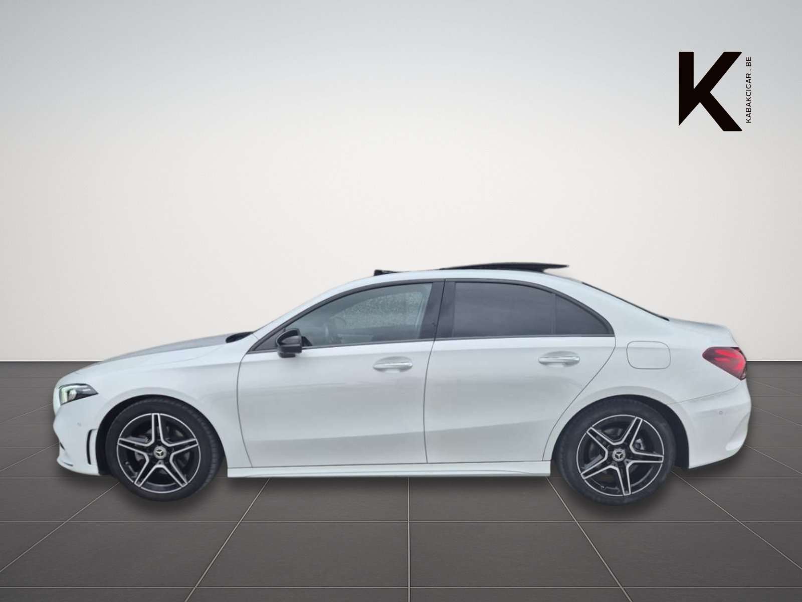 Mercedes-Benz A 200 FAIBLE KILOMETRAGE/PACK AMG/CARPLAY//GARANTIE 12M