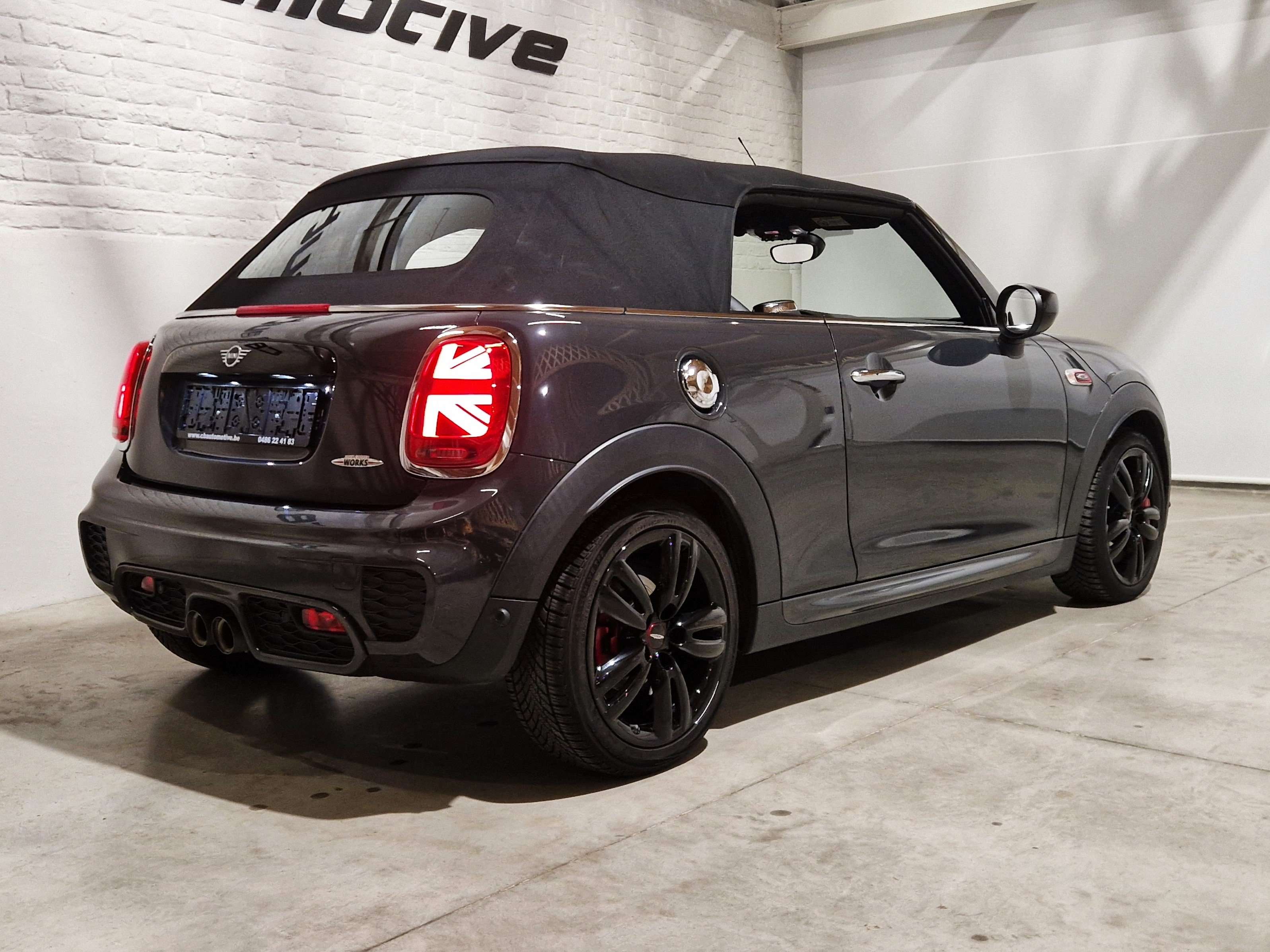 MINI John Cooper Works Cabrio Automaat met garantie