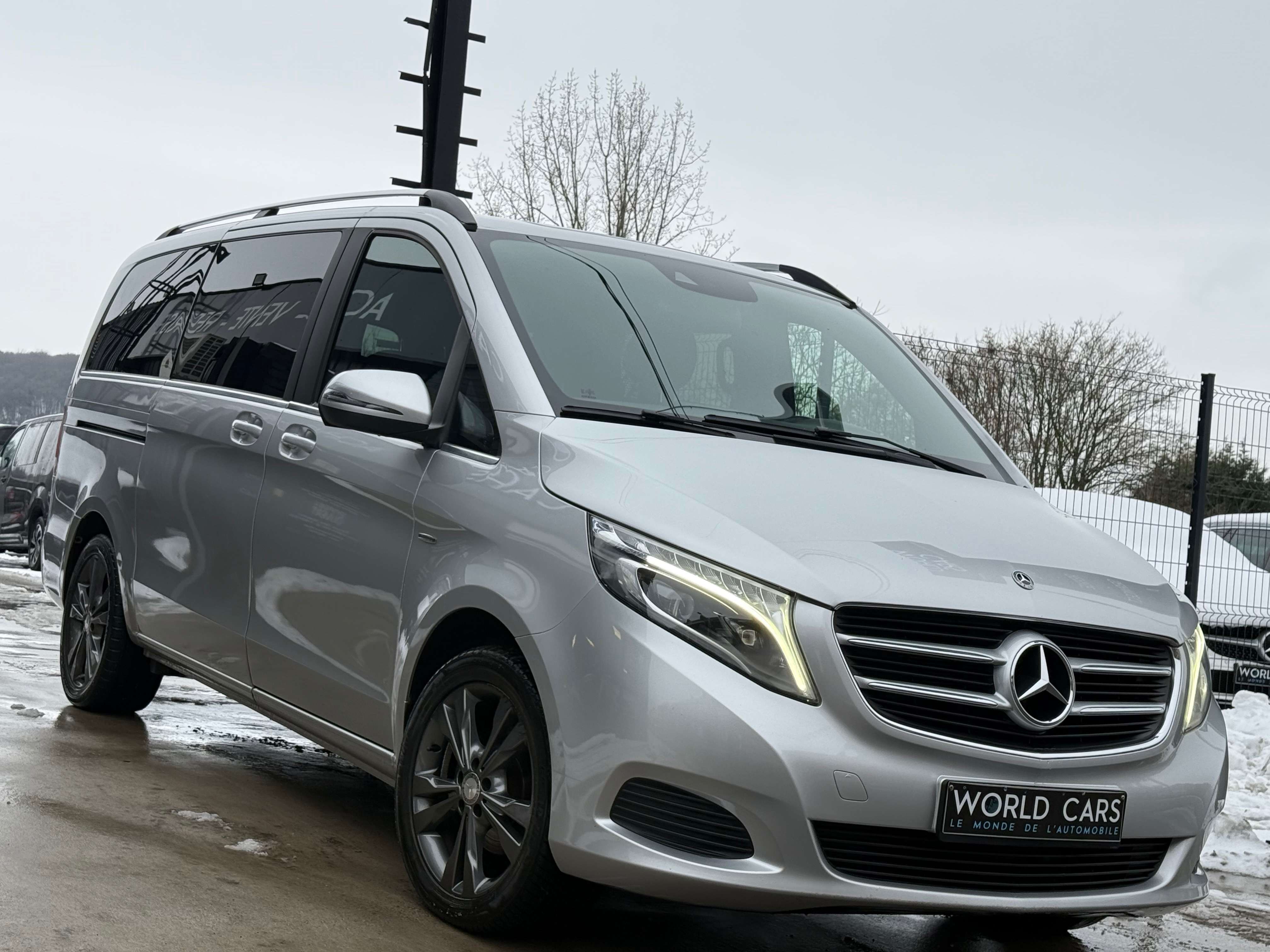 Mercedes-Benz V 220 d AVANTGARDE DOUBLE CAB. TVAC*BTWIN CAMERA FULL OP
