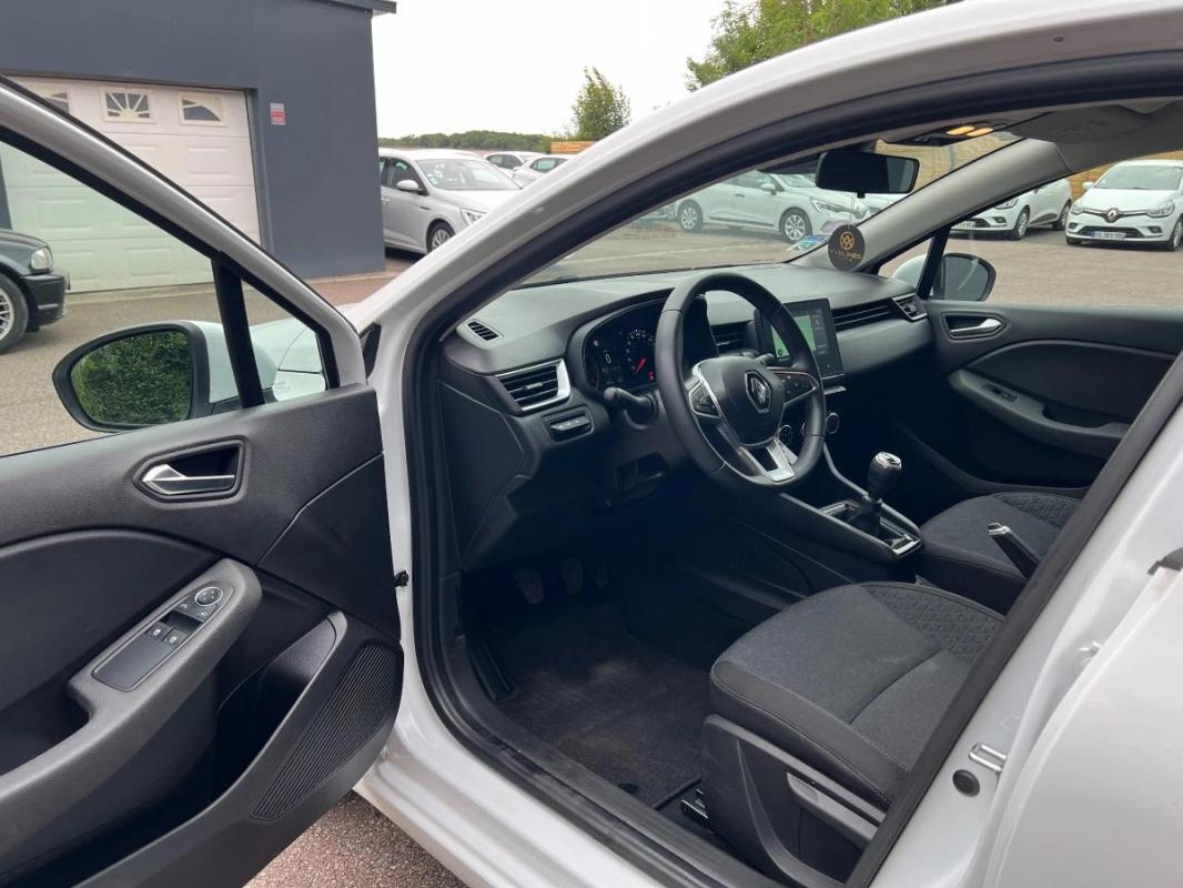 Renault Clio 5 (V) | TCE 90 BUSINESS 1ERE MAIN FR SOCIETE 2 PLACES GPS REF-GH231