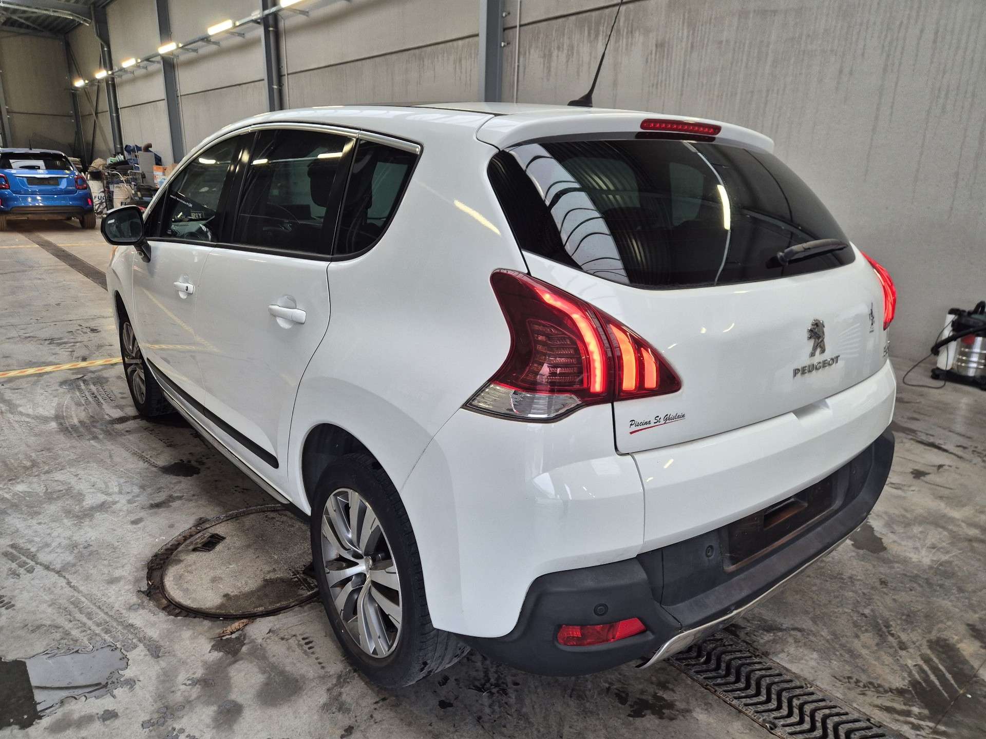 Peugeot 3008 1.2i  130 Stop // MARCHAND OU EXPORT //