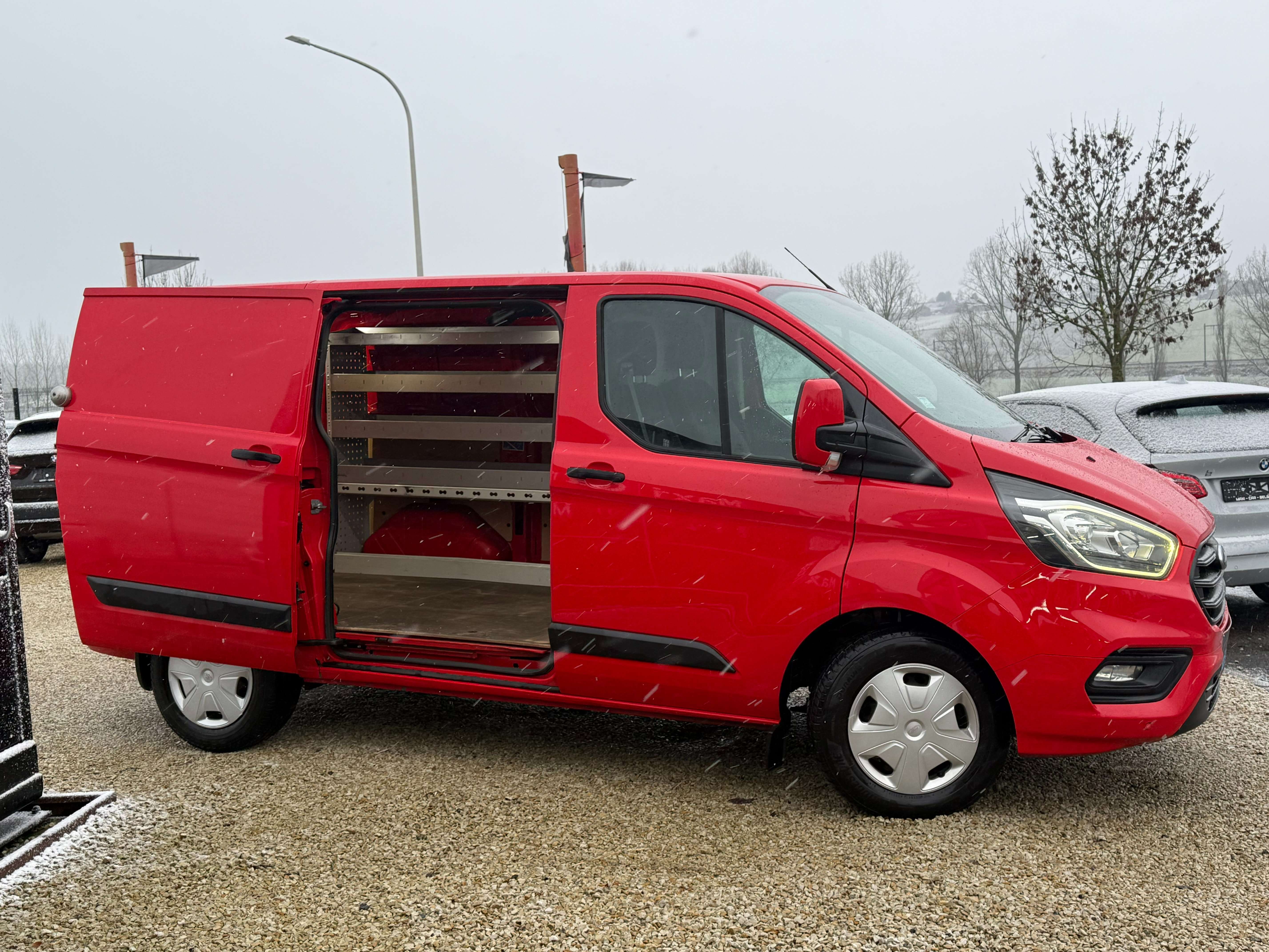 Ford Transit Custom 2.0 TDCi L1H1/3 sièges/Capteurs avant et arr.