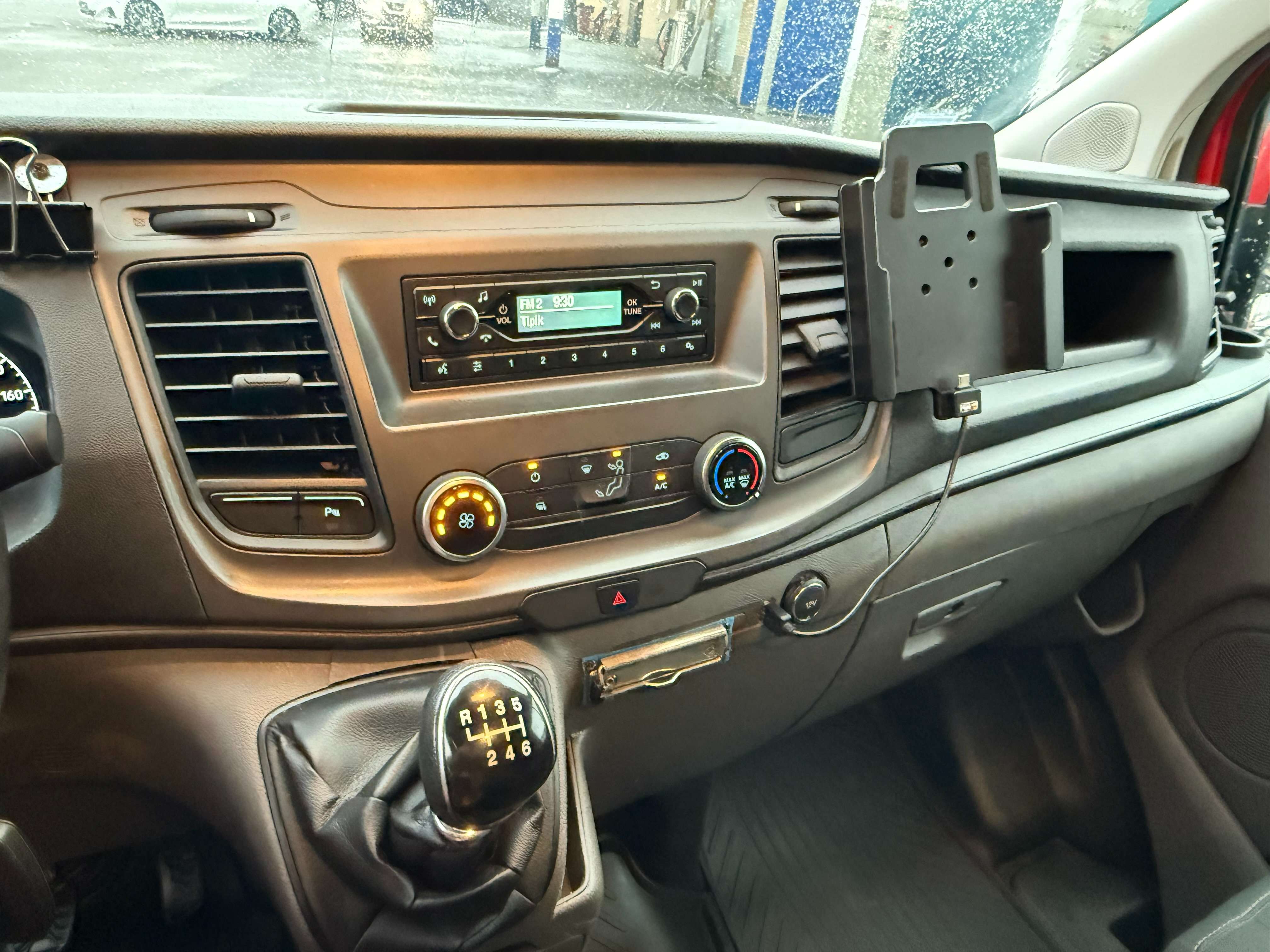 Ford Transit Custom 2.0 TDCi L1H1/3 sièges/Capteurs avant et arr.