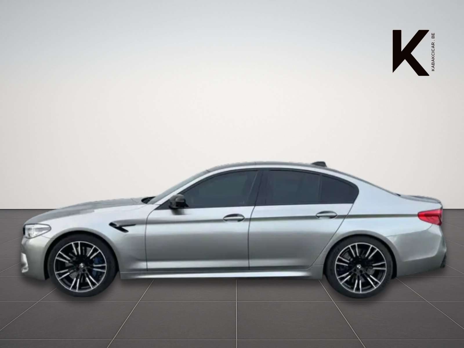 BMW M5 4.4AS V8 // GPS / CAMERA 360 / FULL OPTION
