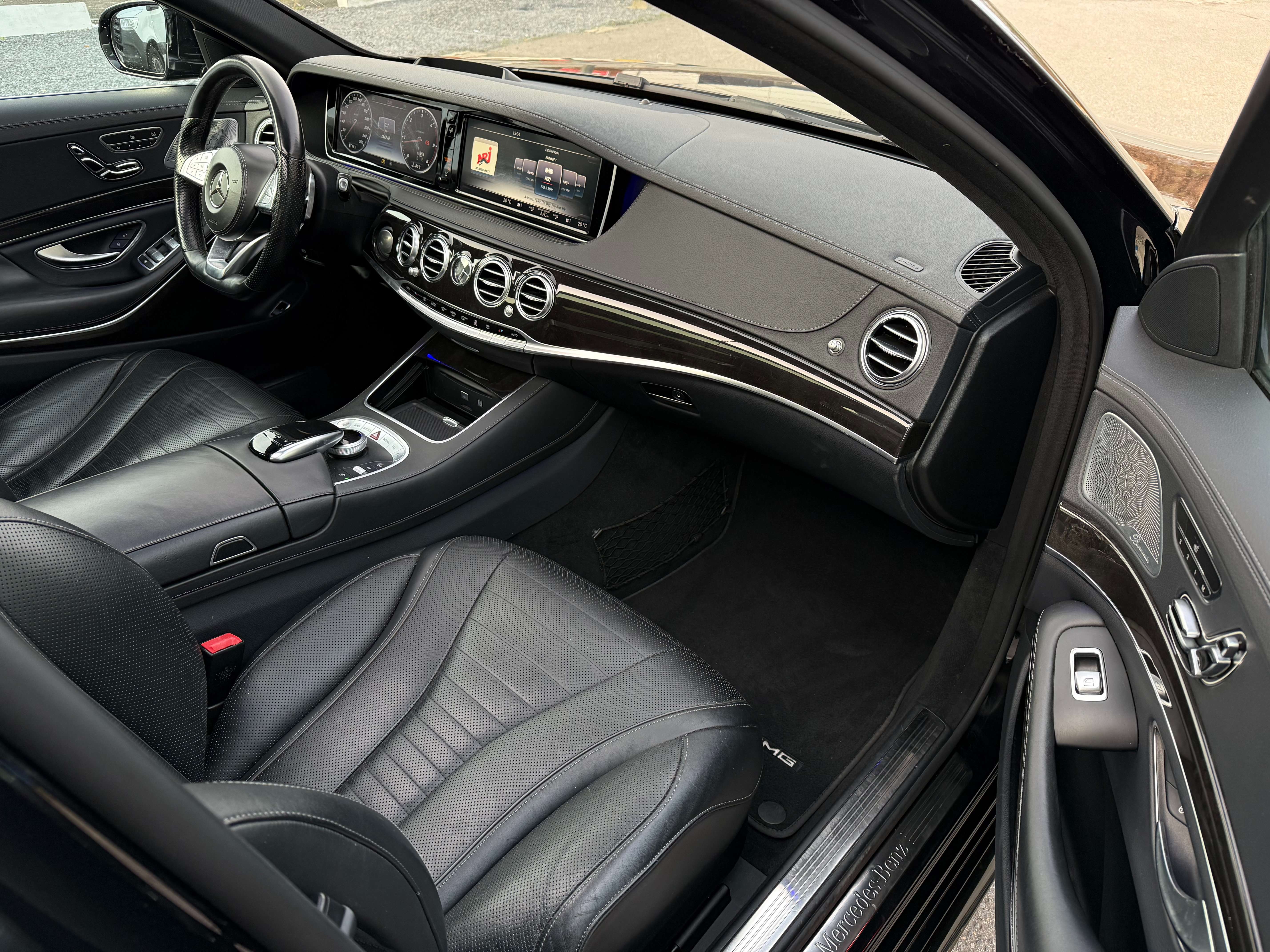 Mercedes-Benz S 350 D 9G-TRONIC * PACK AMG * DISTRONIC * PANORAMIQUE *