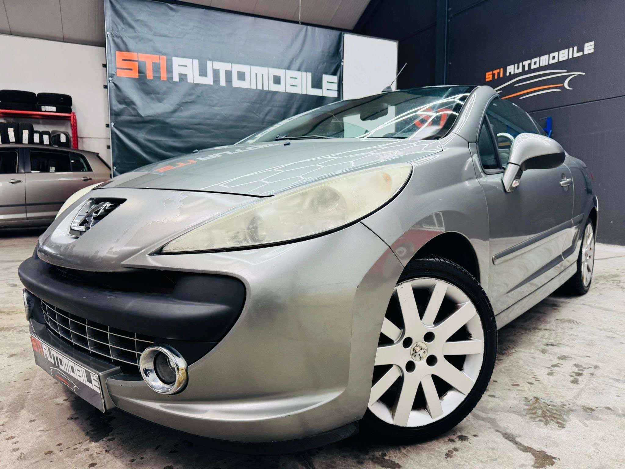 Peugeot 207 207 CC 1.6 HDi FAP