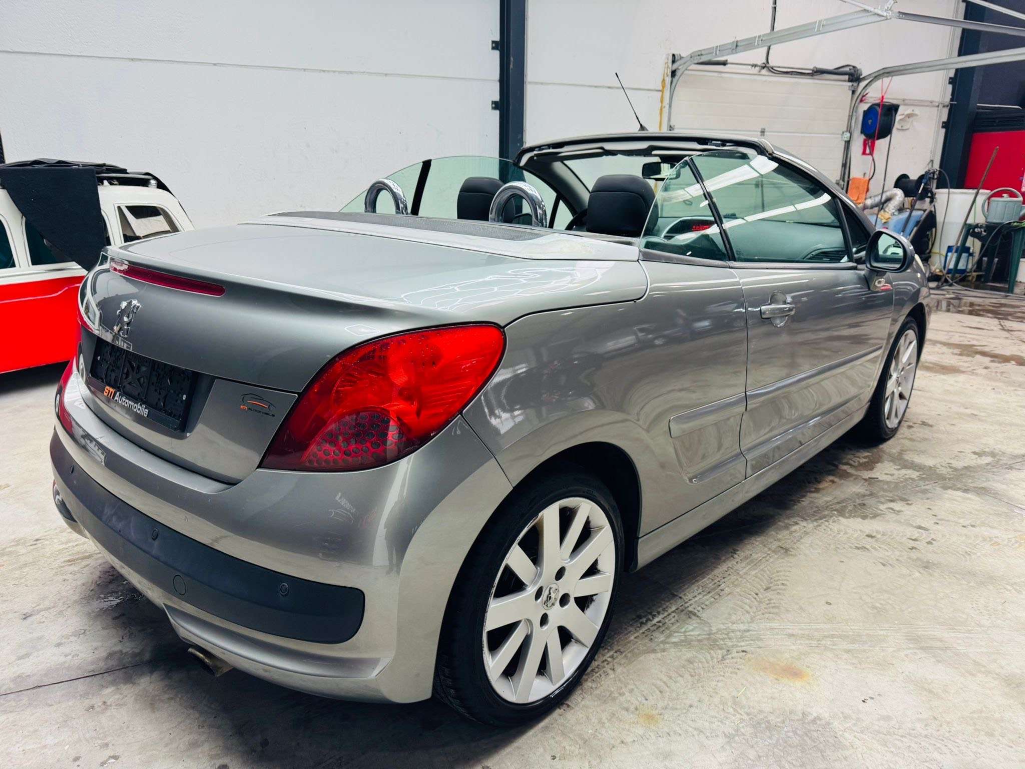 Peugeot 207 207 CC 1.6 HDi FAP