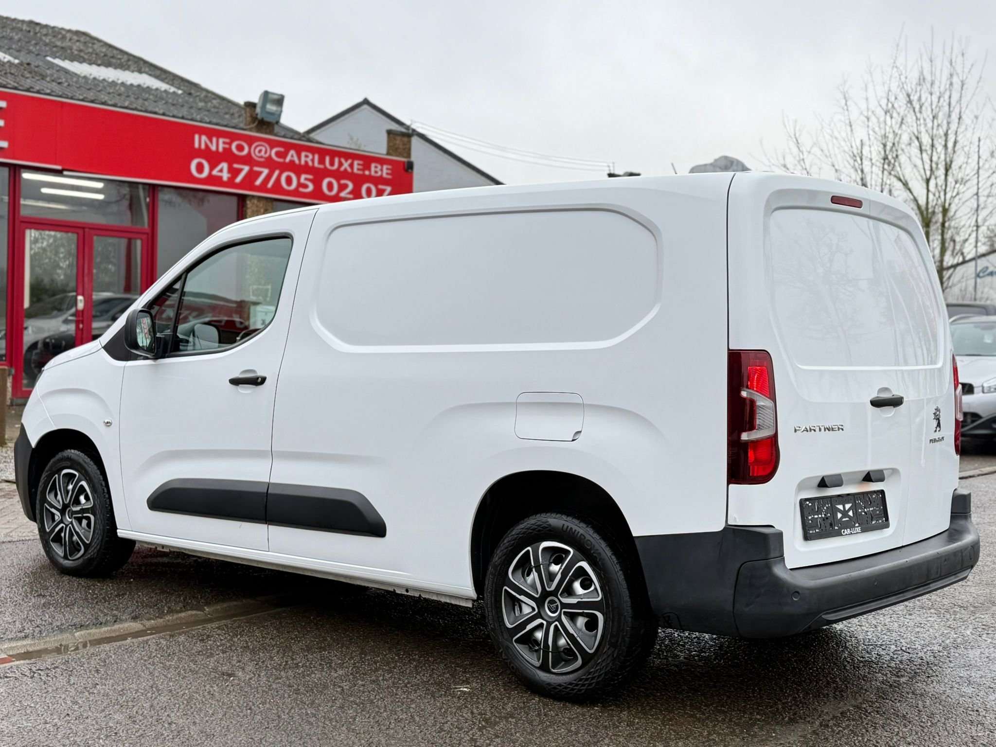 Peugeot Partner 1.6 HDI  LONG CHASIS TVA DEDUCTIBLE