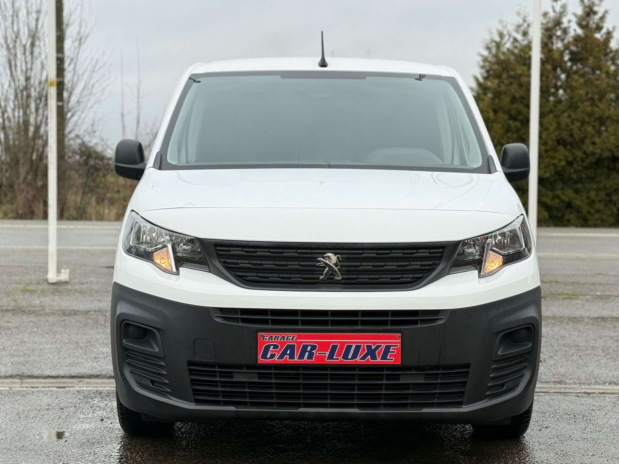 Peugeot Partner 1.6 HDI  LONG CHASIS TVA DEDUCTIBLE