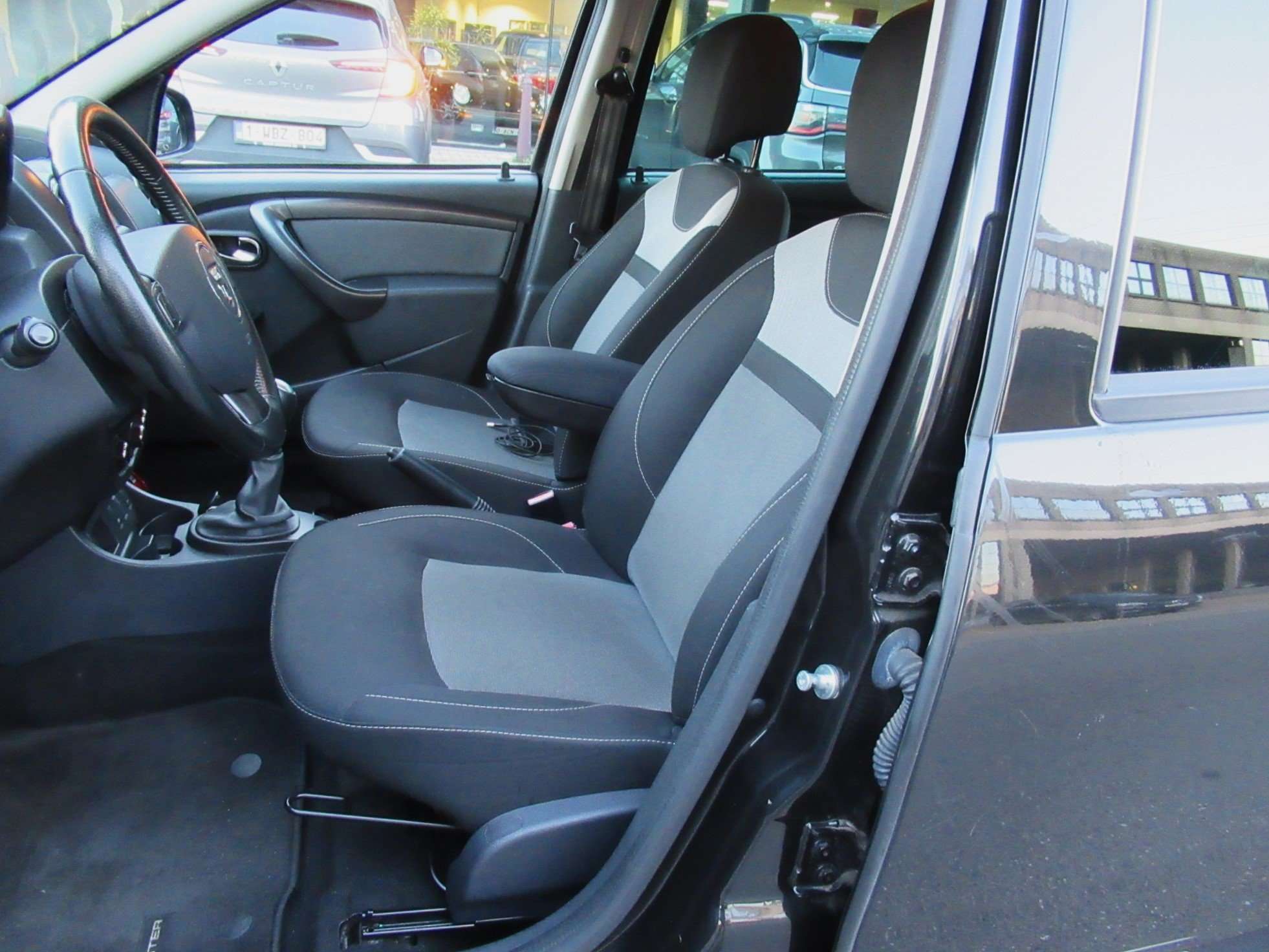 Dacia Duster 1.2 TCe 4x2 S/S - Airco - Navi - Cruise - Isofix