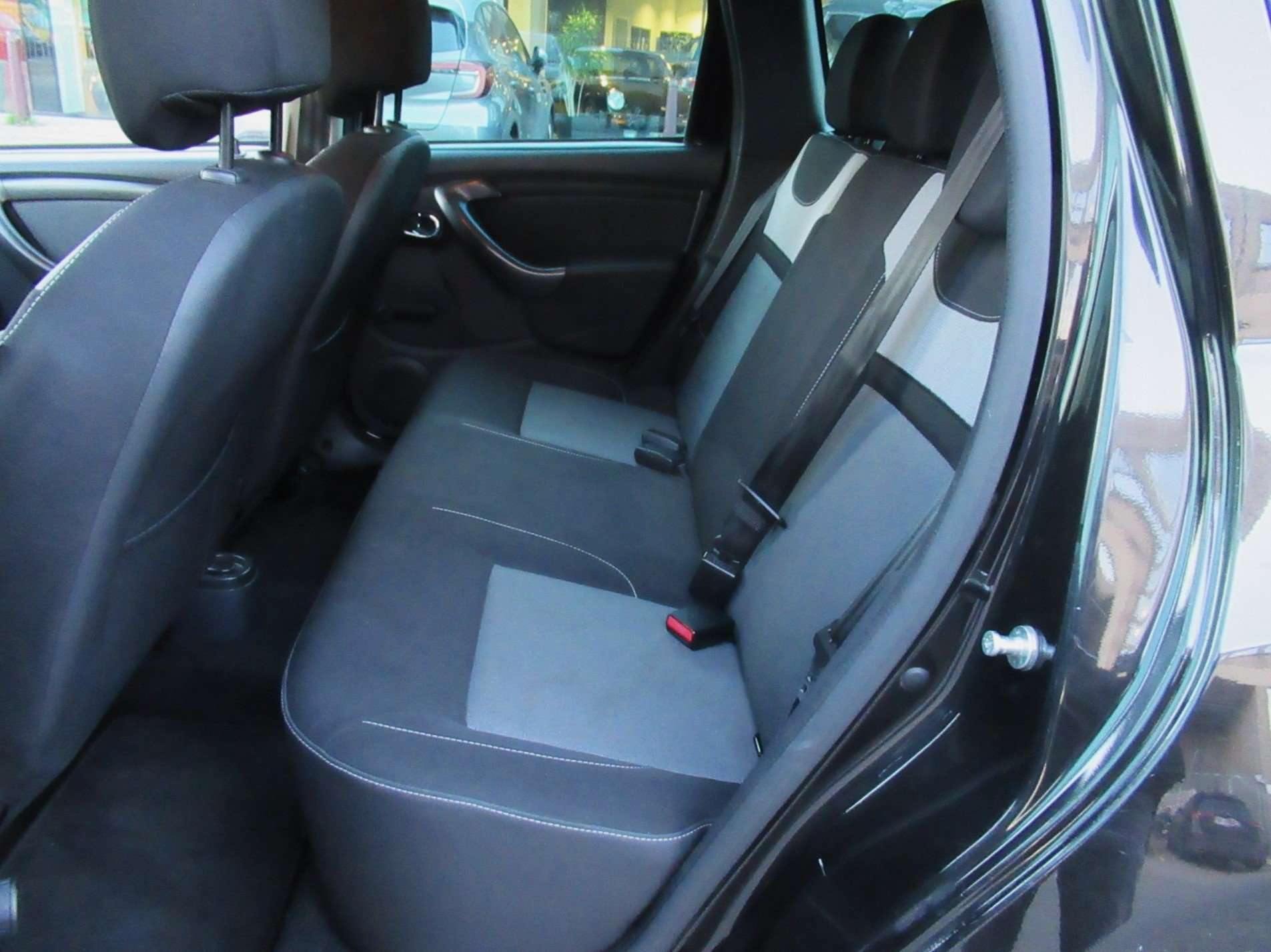 Dacia Duster 1.2 TCe 4x2 S/S - Airco - Navi - Cruise - Isofix