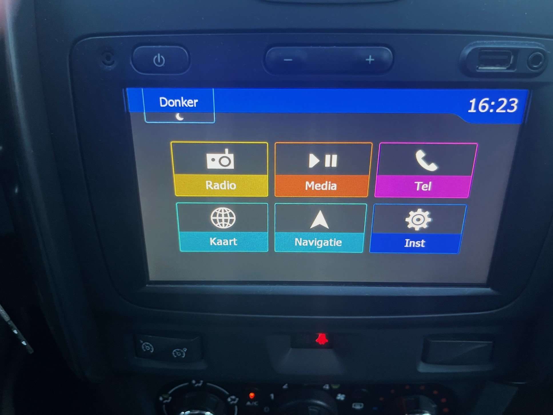 Dacia Duster 1.2 TCe 4x2 S/S - Airco - Navi - Cruise - Isofix