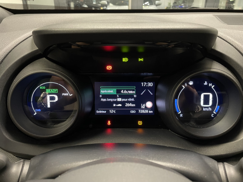 Toyota YARIS CROSS 116H COLLECTION MY21