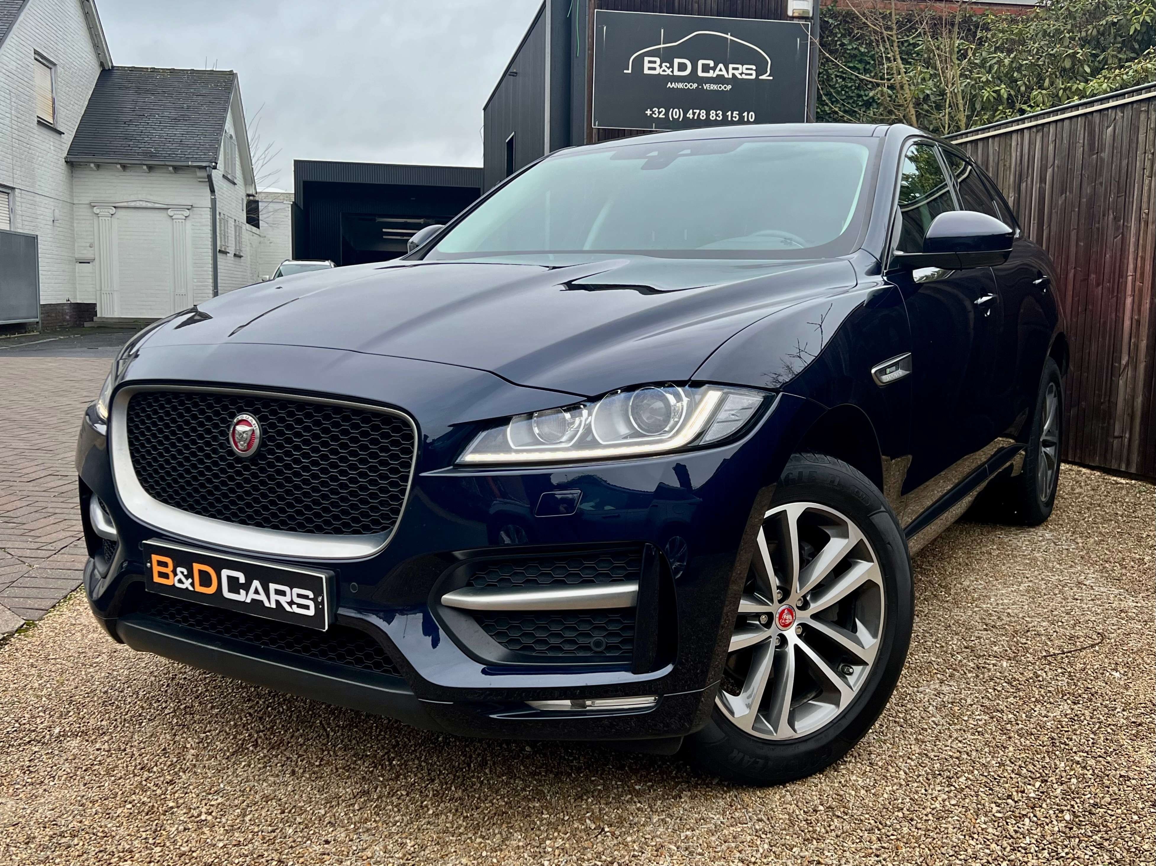 Jaguar F-Pace F-Pace 25t AWD R-Sport