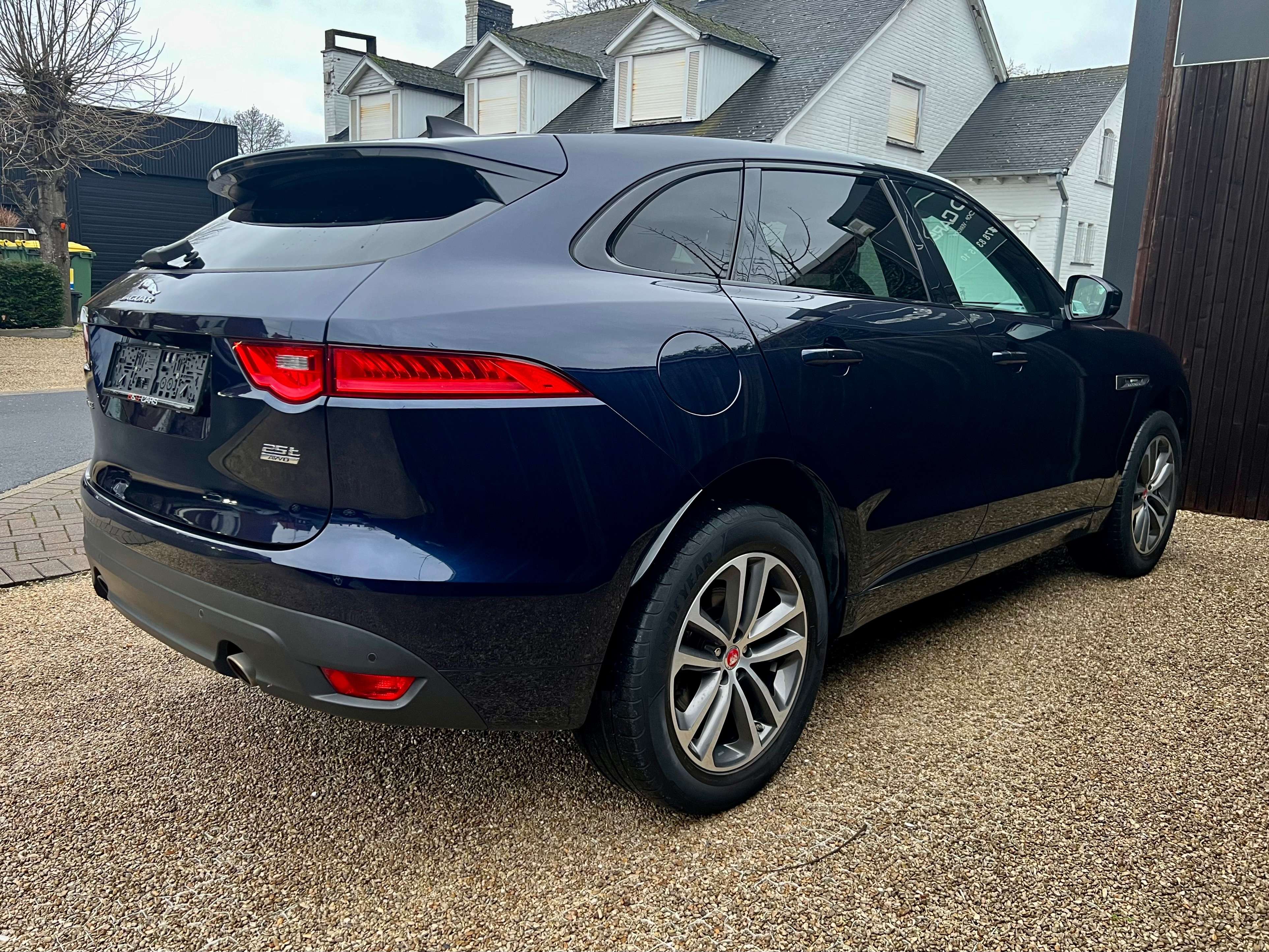 Jaguar F-Pace F-Pace 25t AWD R-Sport