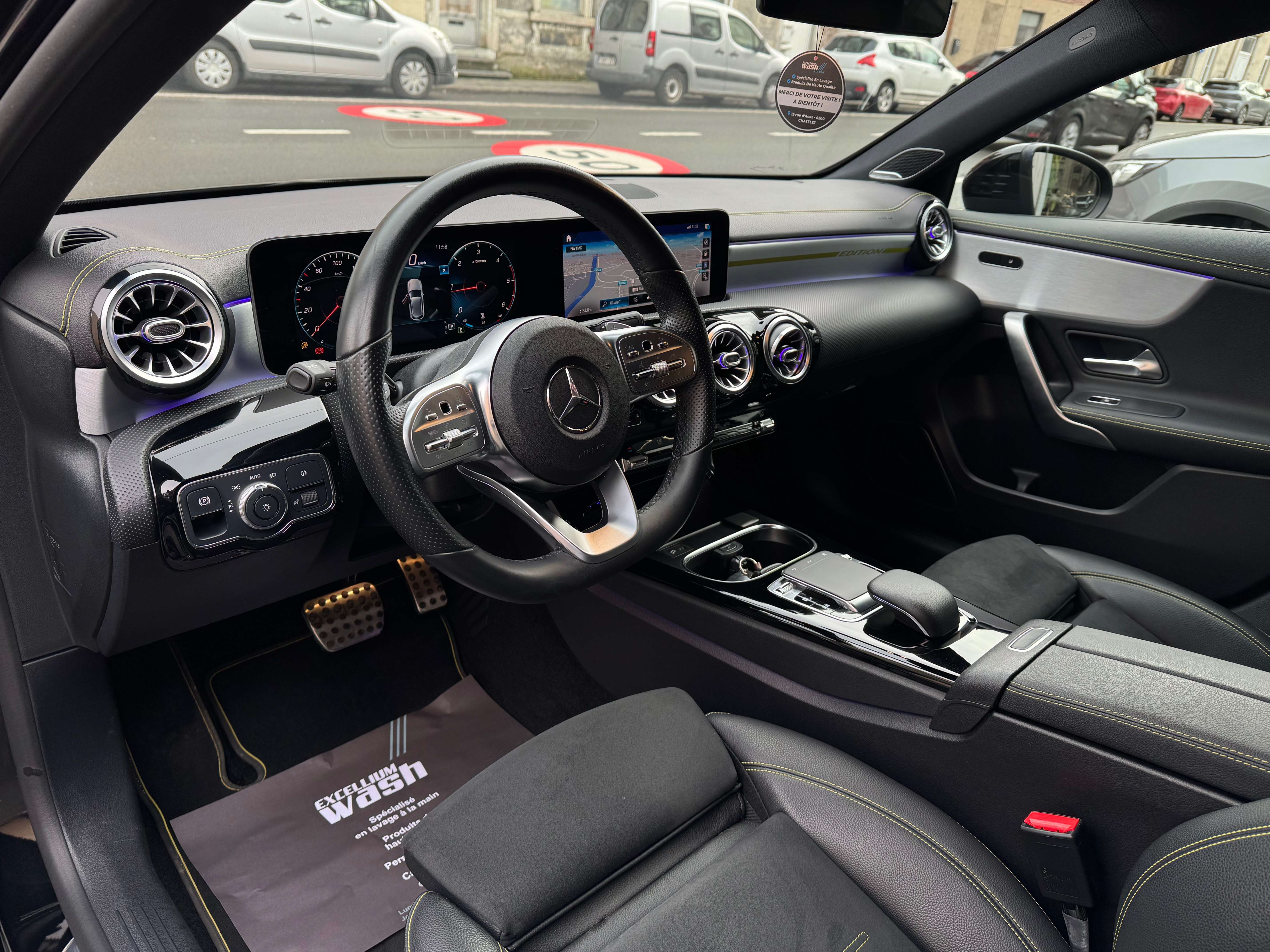 Mercedes-Benz A 180 d Edition Sport Nigt Pack Amg Led Feux Matrix