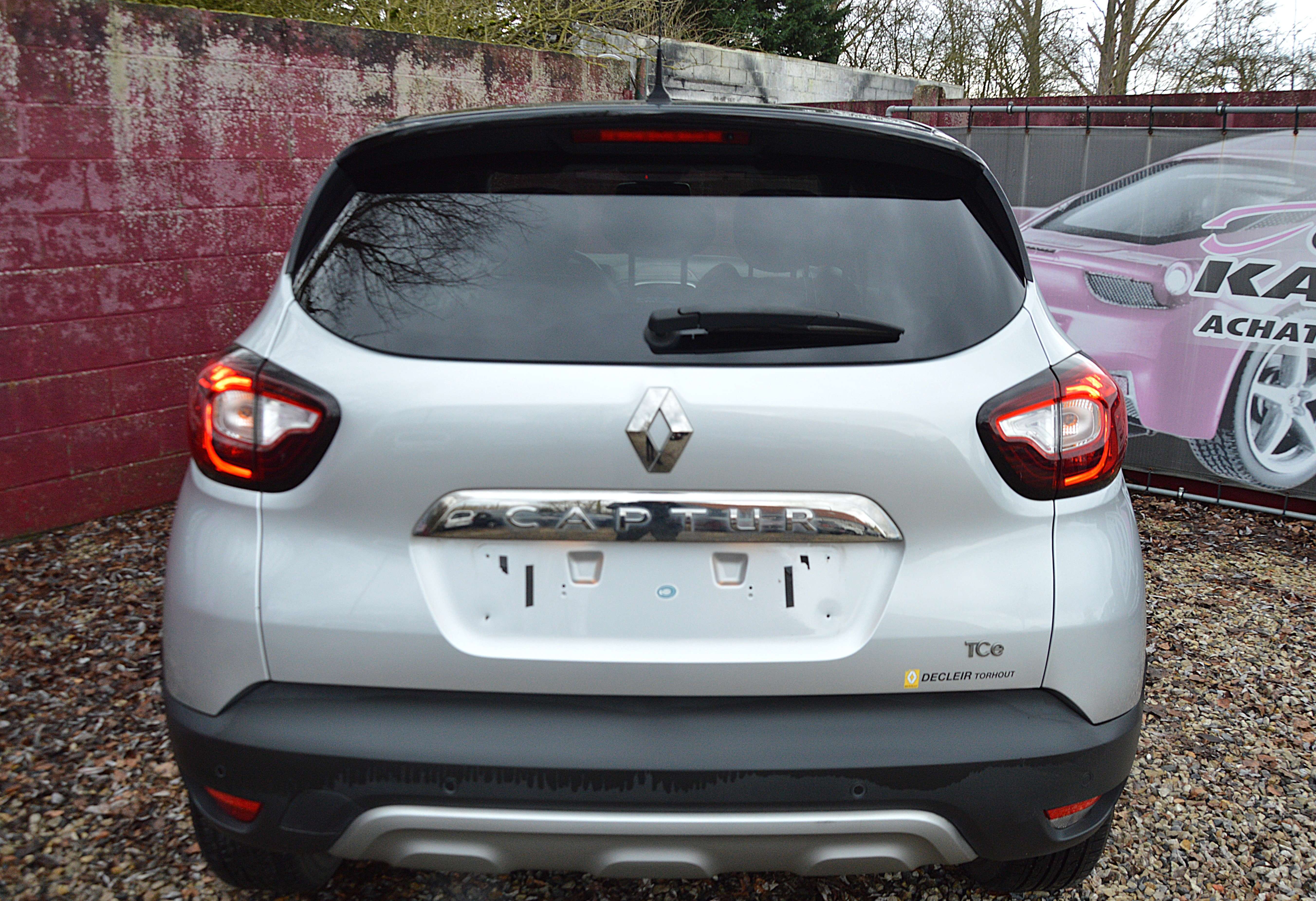 Renault Captur 1.2TCe Intens NAV CAM CLIM AUTO CUIR 24.846KM