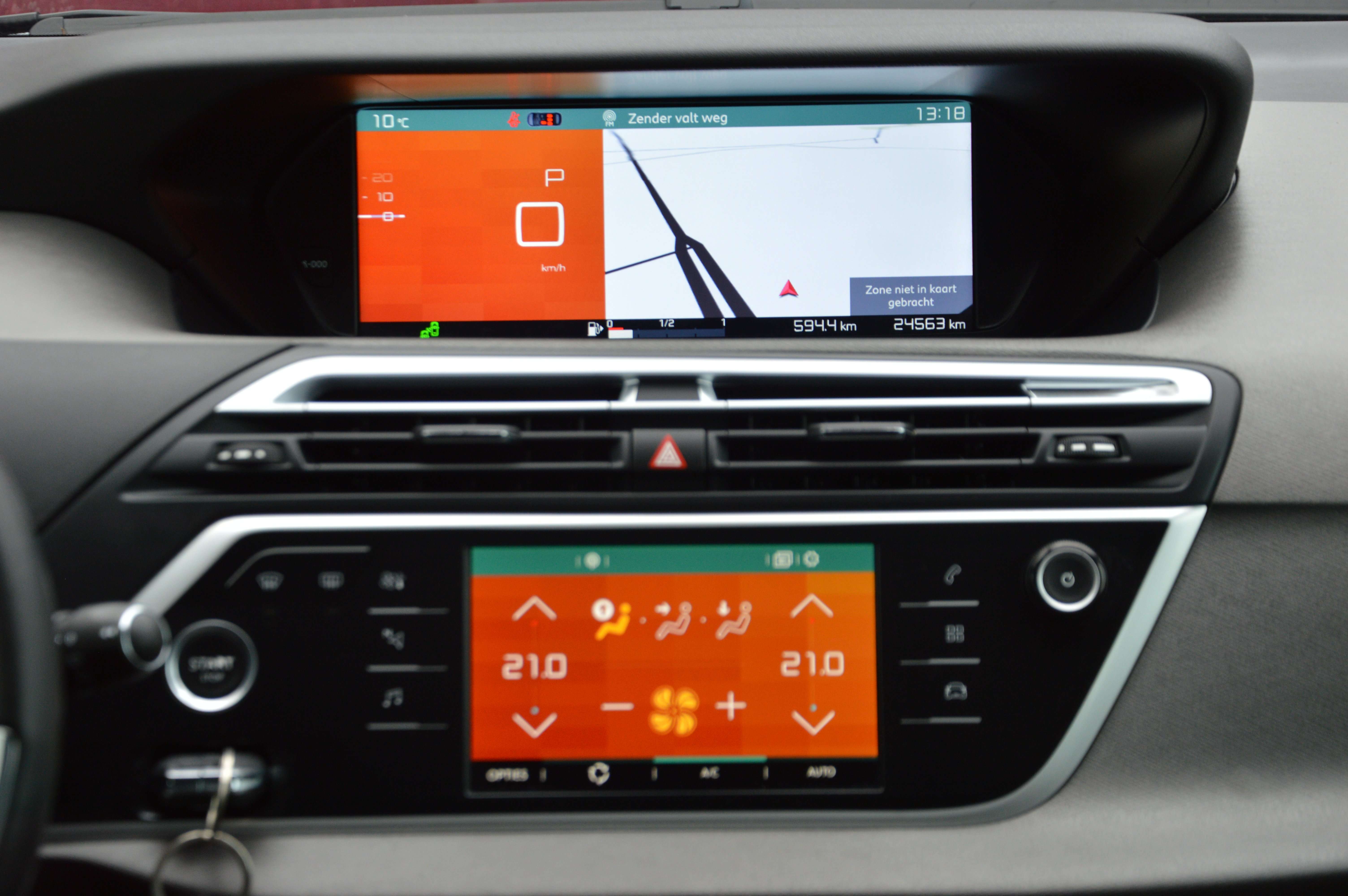 Citroen C4 Picasso 1.2PureTech Shine BOITE AUT NAV CAM CLIM 24.564KM