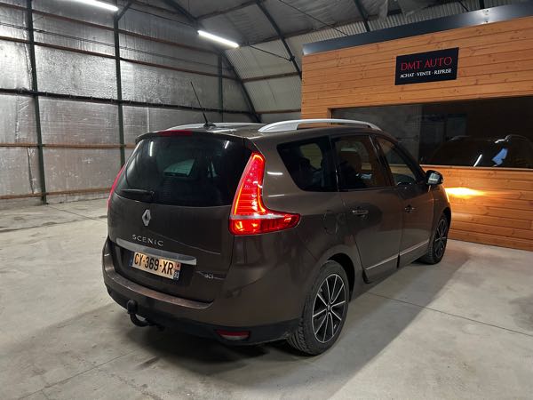 Renault Grand Scenic III (3) 1.5 DCI 110 BOSE EDITION EDC 7PL