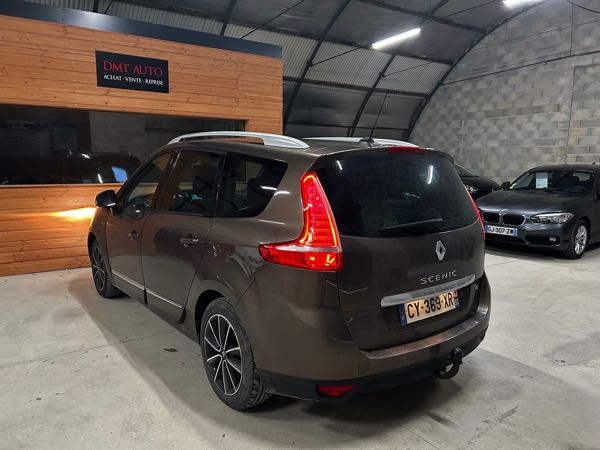Renault Grand Scenic III (3) 1.5 DCI 110 BOSE EDITION EDC 7PL