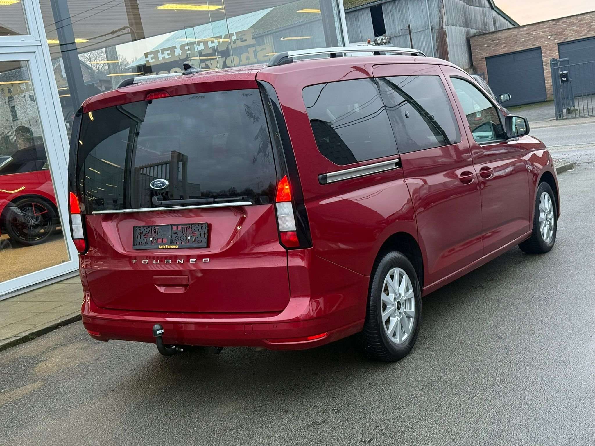 Ford Tourneo Connect 2.0EcoBlue  7 PL NOUVEAU MODEL PHARE LED JA FULL