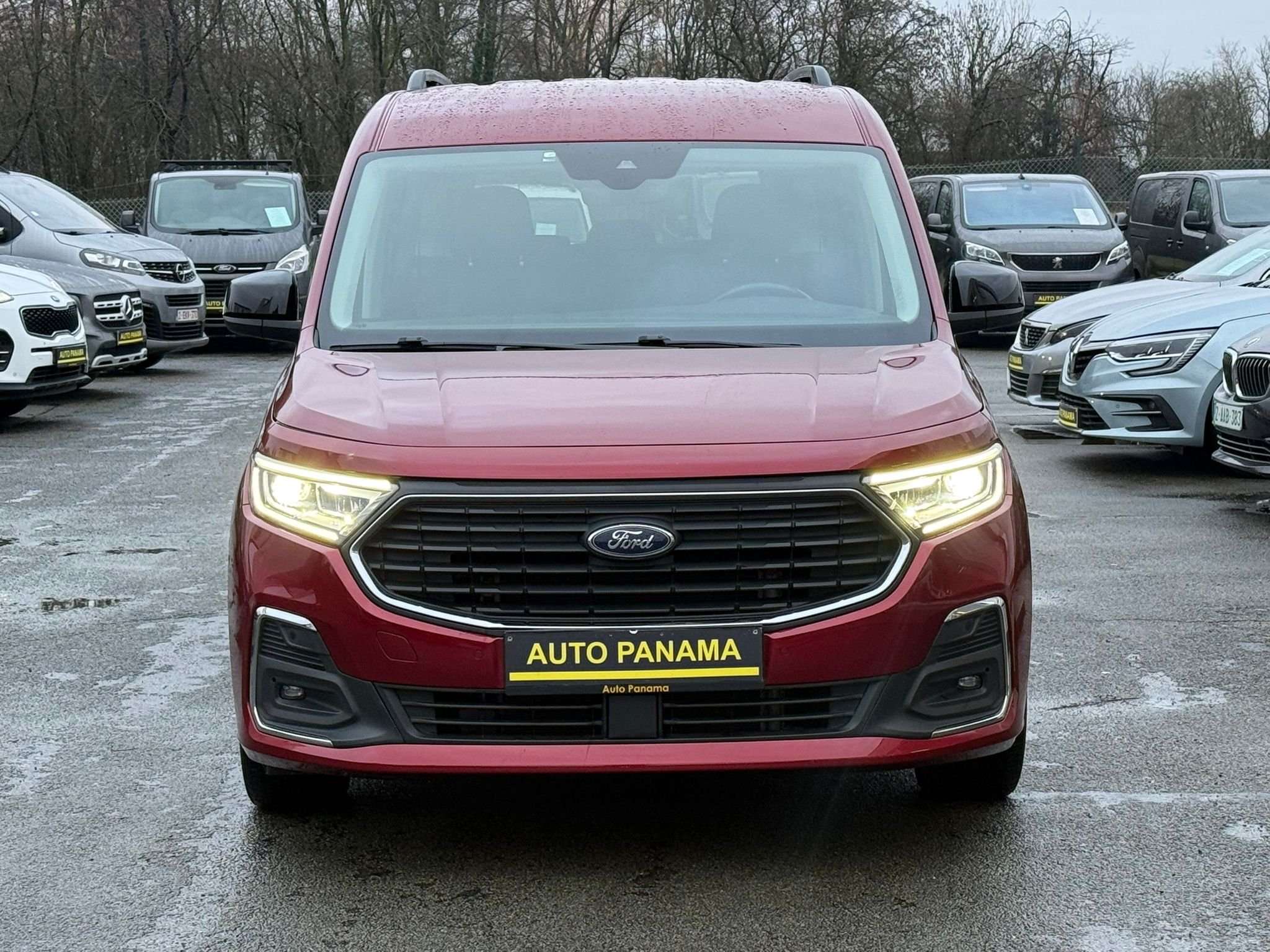 Ford Tourneo Connect 2.0EcoBlue  7 PL NOUVEAU MODEL PHARE LED JA FULL