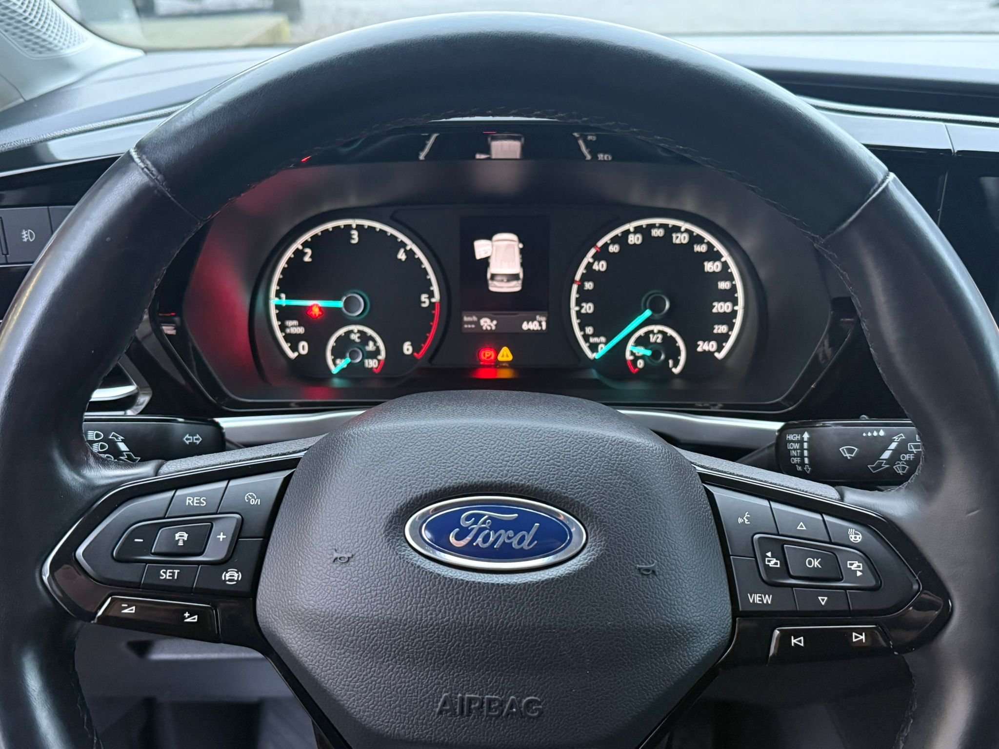 Ford Tourneo Connect 2.0EcoBlue  7 PL NOUVEAU MODEL PHARE LED JA FULL