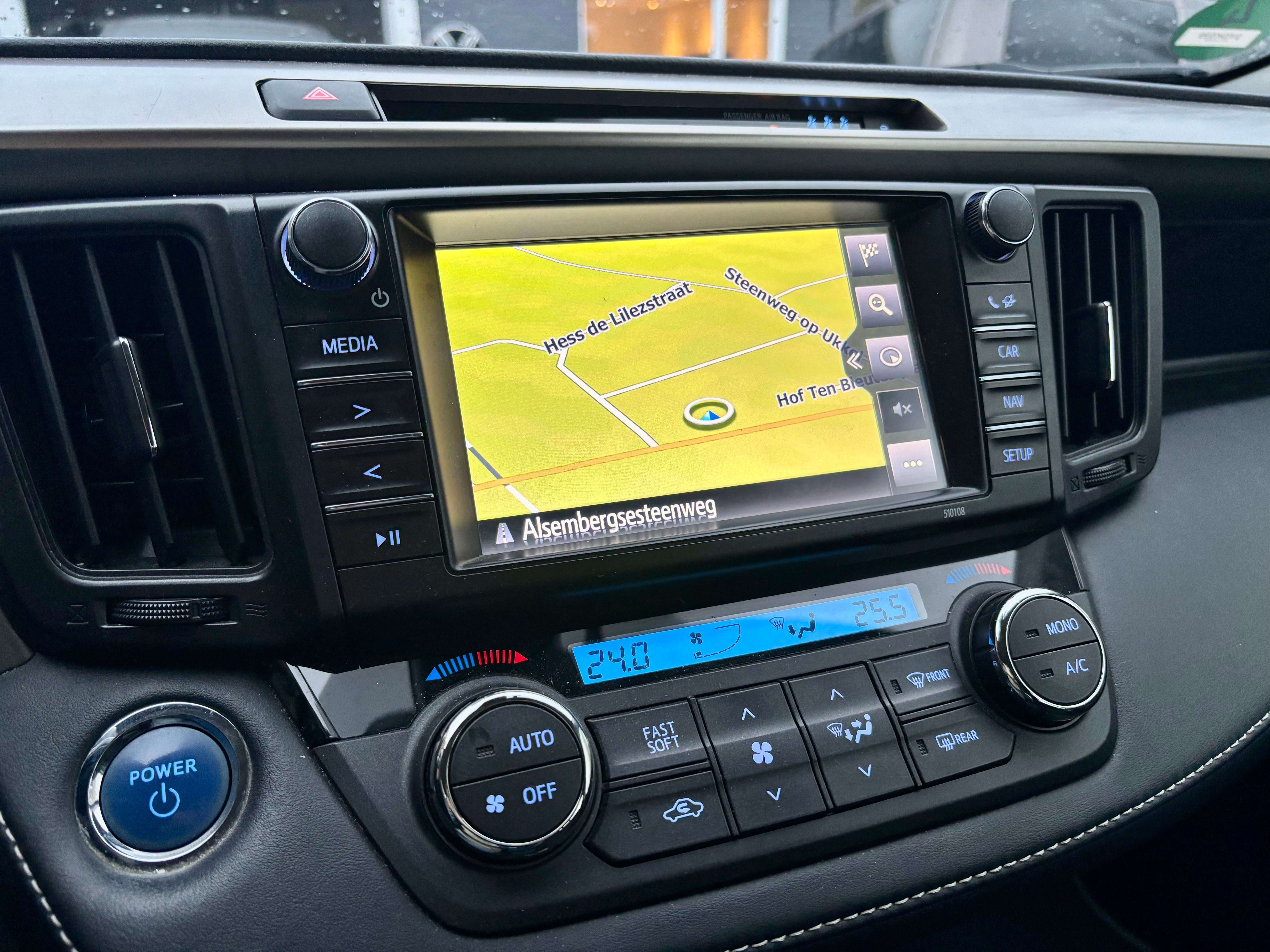 Toyota RAV 4 Hybrid 2.5i 155 cv bva * belge car-pass *