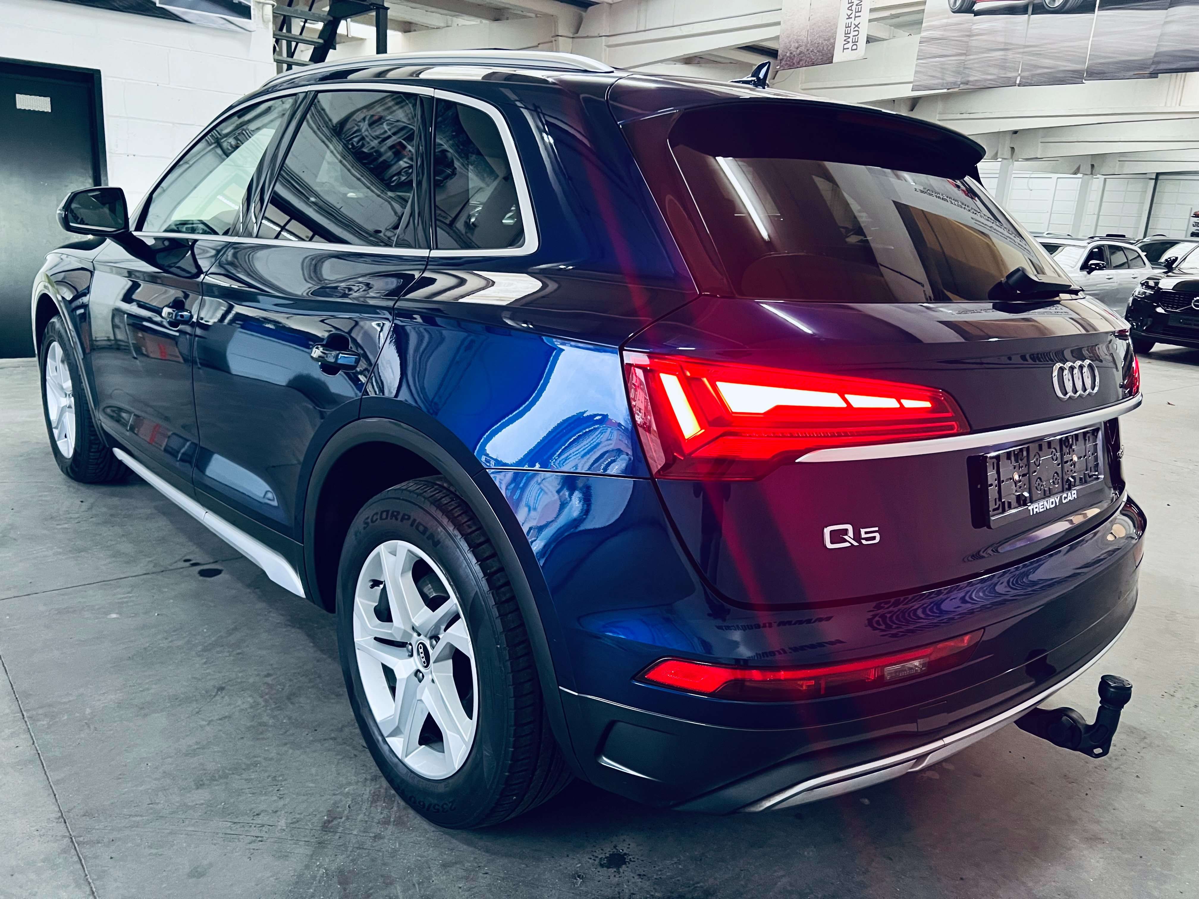 Audi Q5 35 TDi S tronic+(25537€+TVA)+PANO+CAMERA+GARANTIE