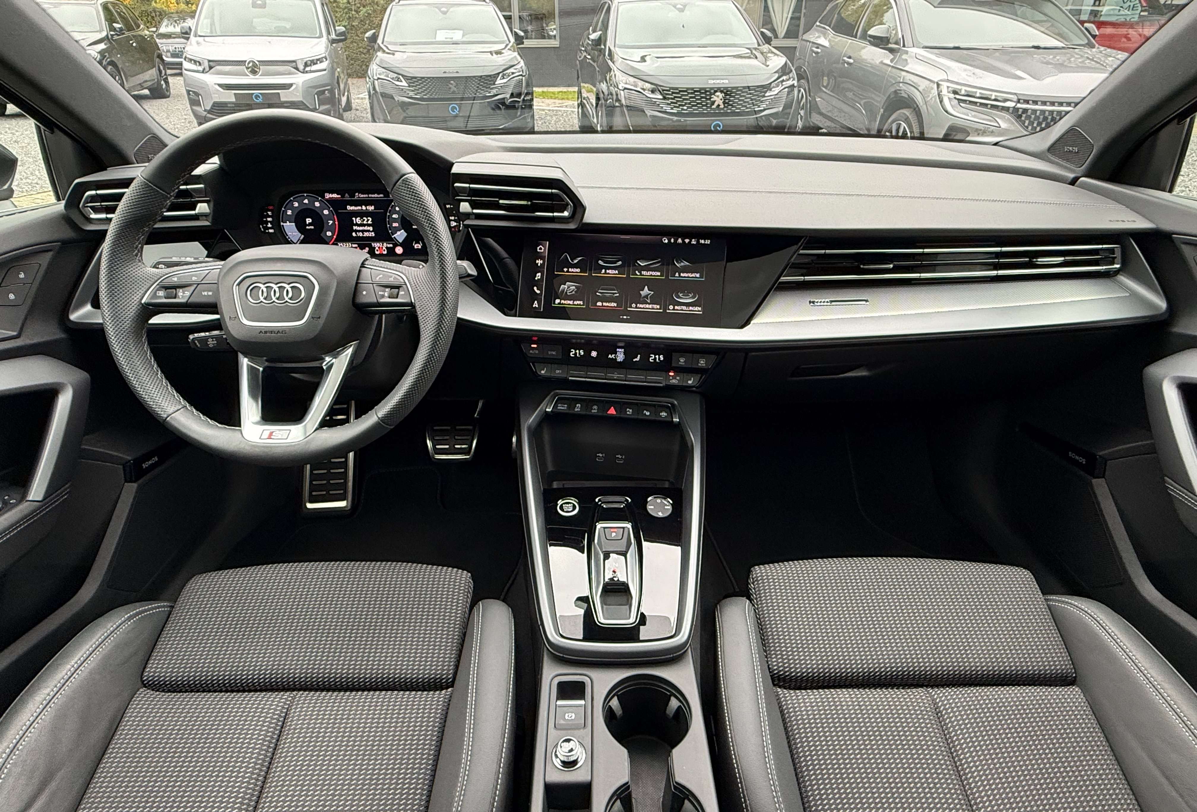 Audi A3 1.5 35 TFSI S-LINE INT/EXT SONOS PANODAK CARPLAY