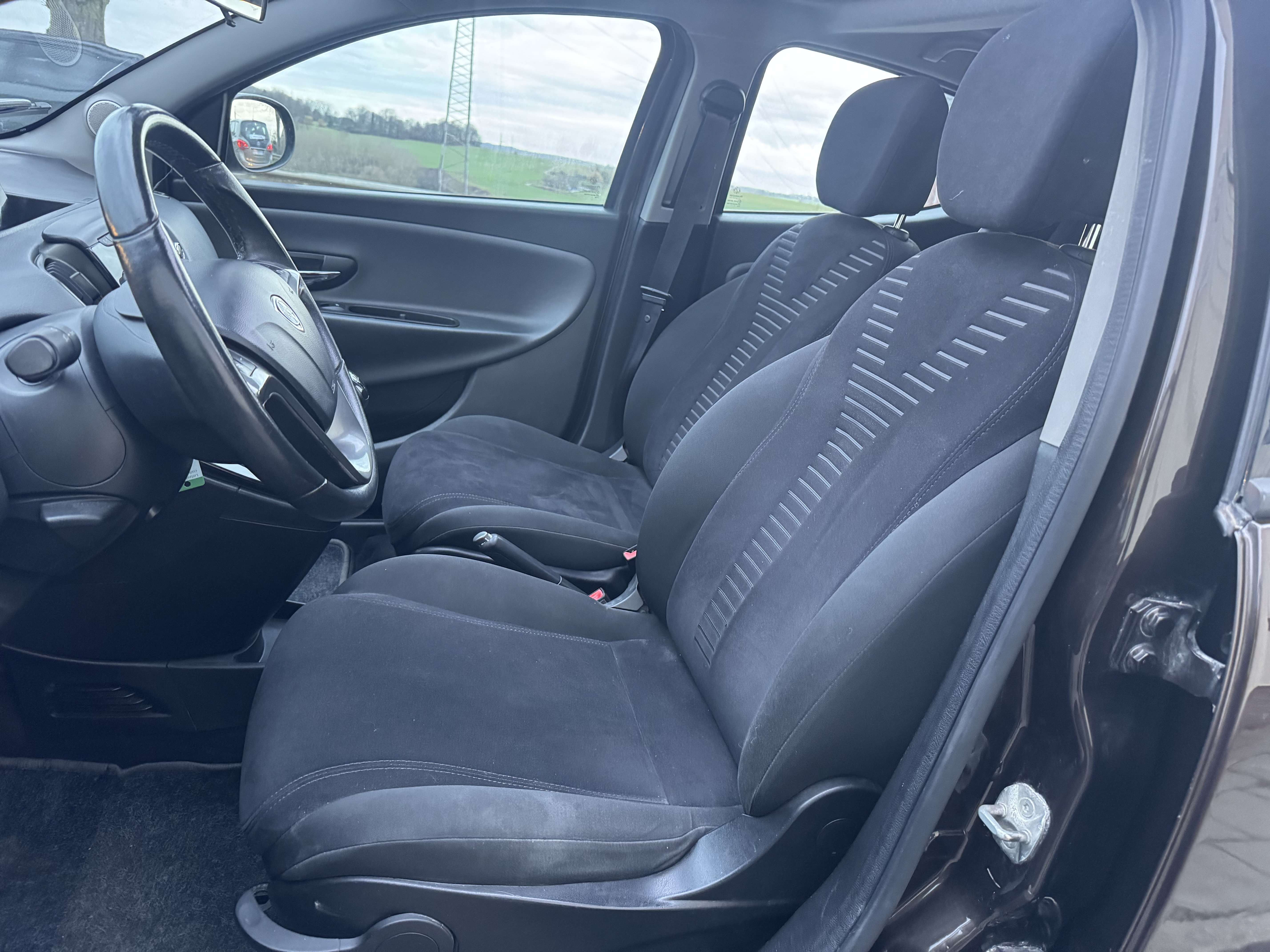 Lancia Ypsilon Ypsilon Garantie 1 An ‼️