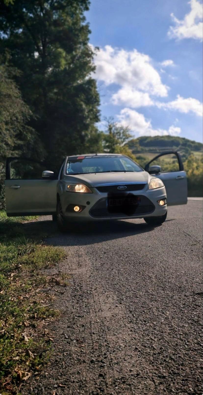 Ford Focus II 1.8 TDCI 115 TITANIUM 5P