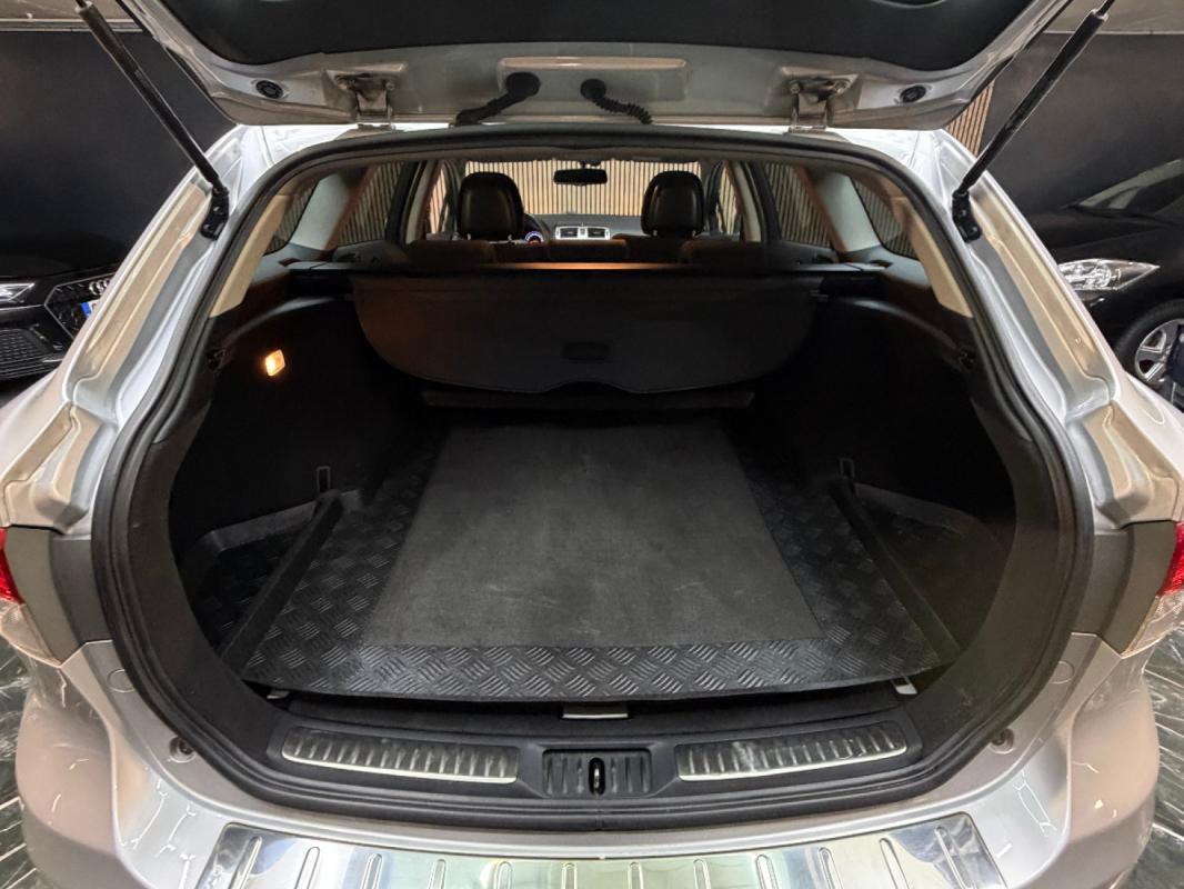 Toyota Avensis LCA SW TOURING SPORTS 150 D-4D
