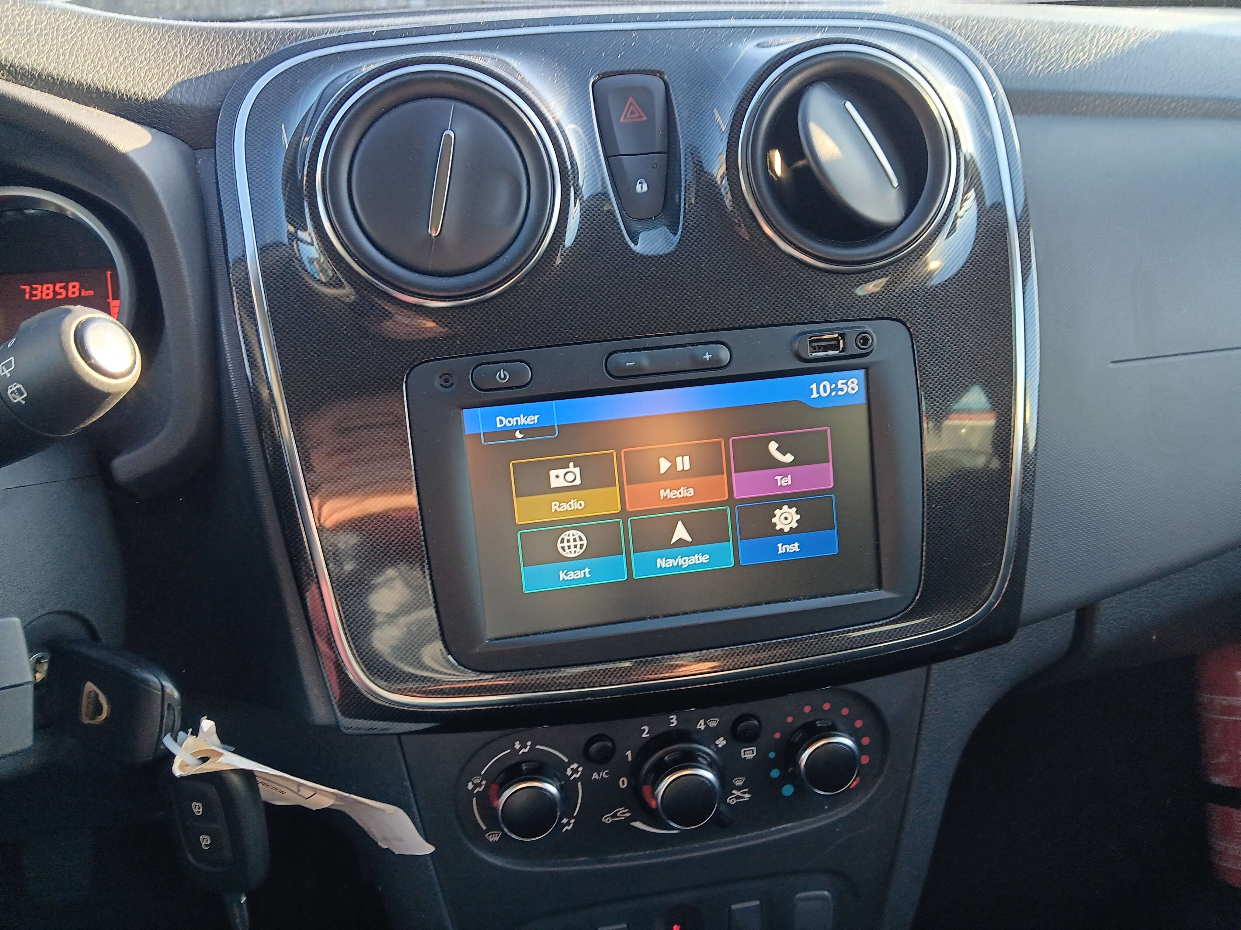 Dacia Sandero Sandero 1.0 benzine 75 pk Lauréate airco GPS