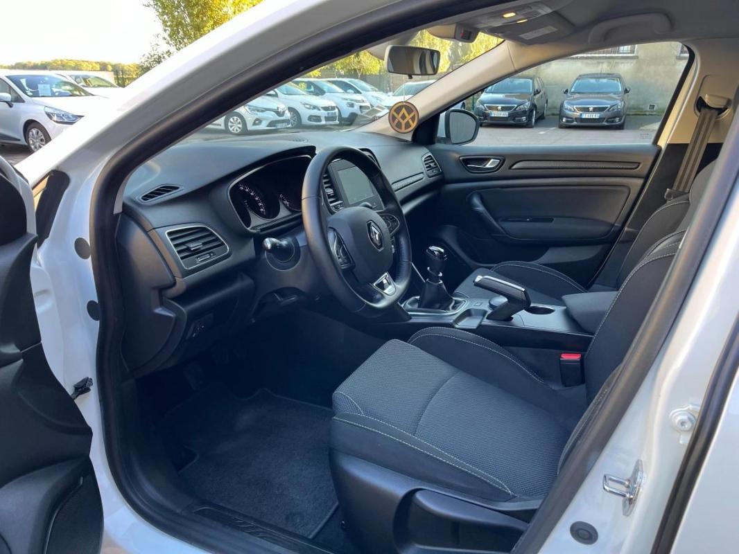 Renault Megane 4 (IV) | BDCI 95 BUSINESS 1ERE MAIN FR SUIVI SOCIETE 2 PLACES GPS REF_FG231