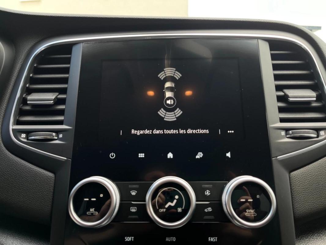 Renault Megane 4 (IV) PHASE 2 | BDCI 95 BUSINESS 1ERE MAIN FR SUIVI SOCIETE PLACES GPS R01