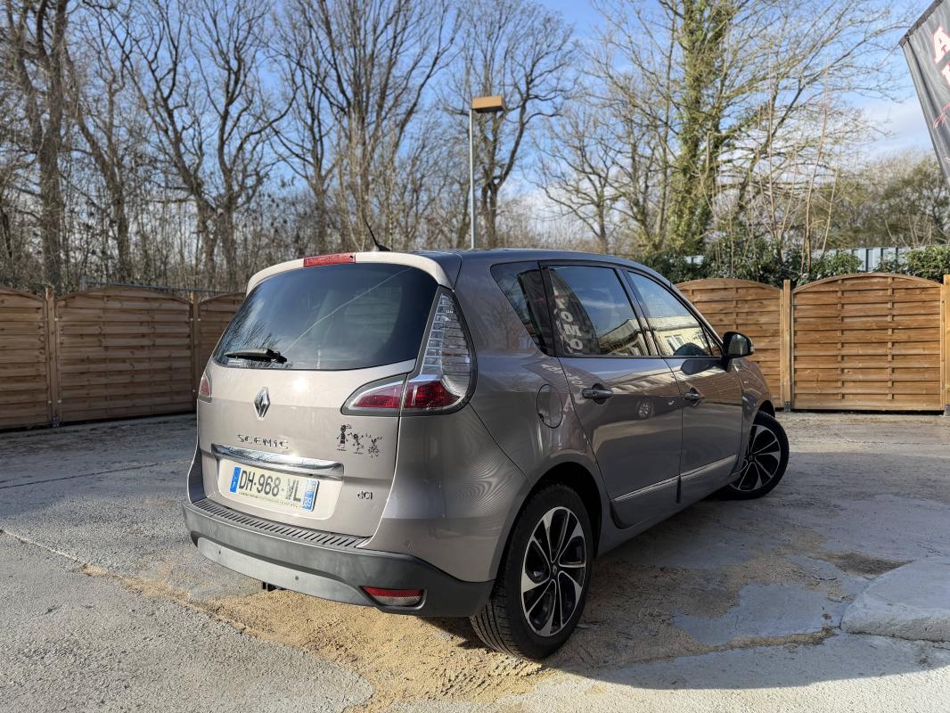 Renault Scenic III (J95) 1.5 dCi 110ch Bose 2015 EDC