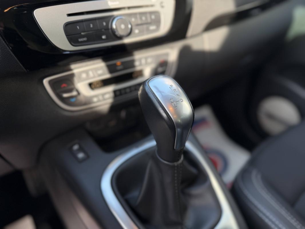 Renault Scenic III (J95) 1.5 dCi 110ch Bose 2015 EDC